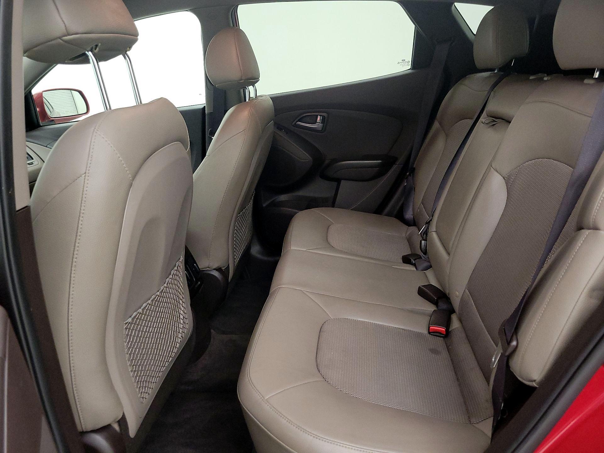 Thumbnail: 2014 Hyundai Tucson - 19