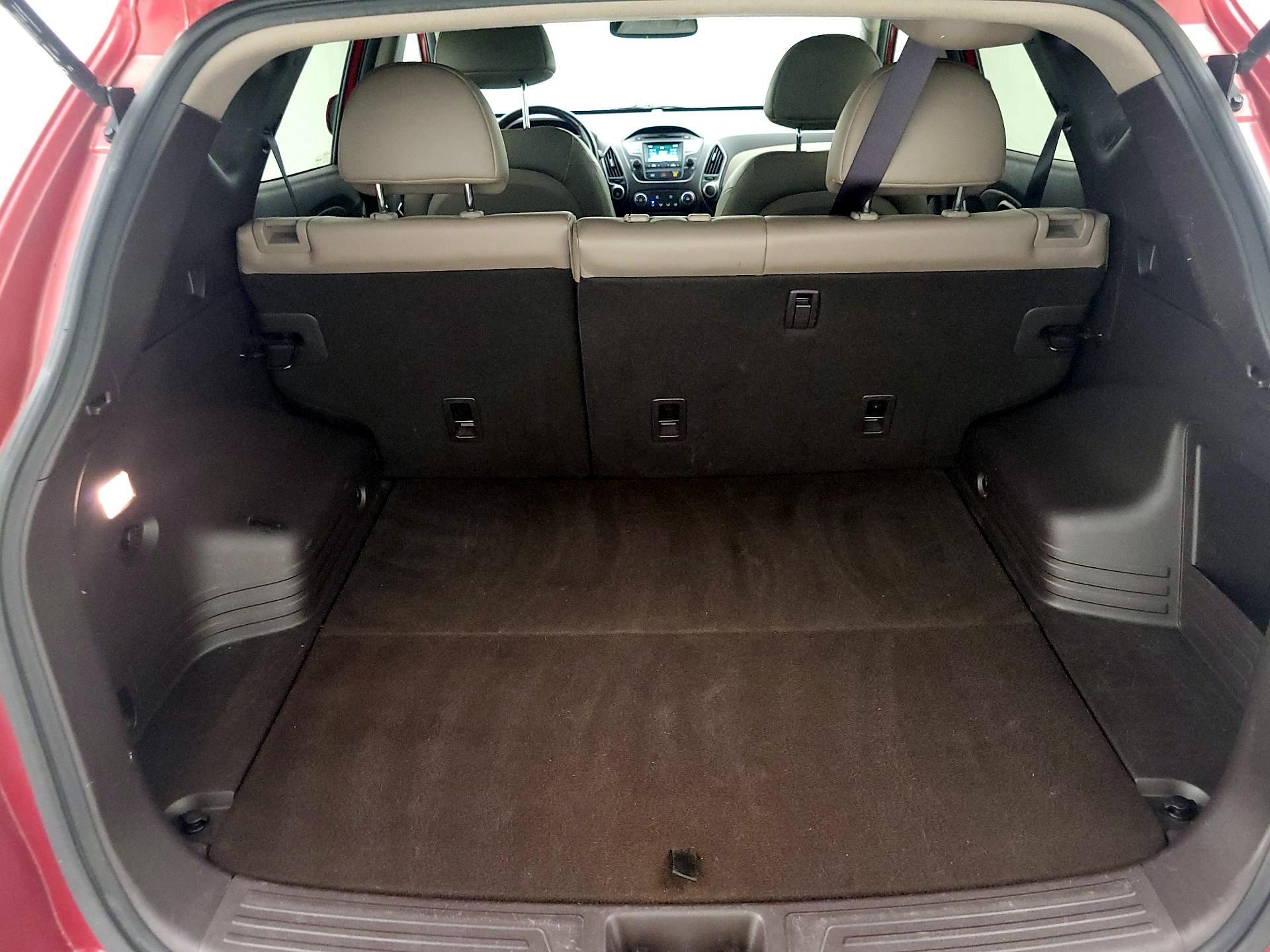 Thumbnail: 2014 Hyundai Tucson - 20