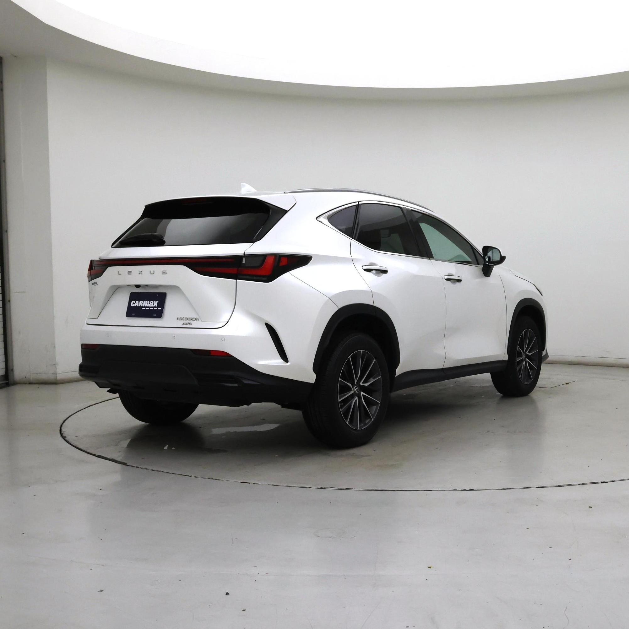 Thumbnail: 2022 Lexus NX - 8