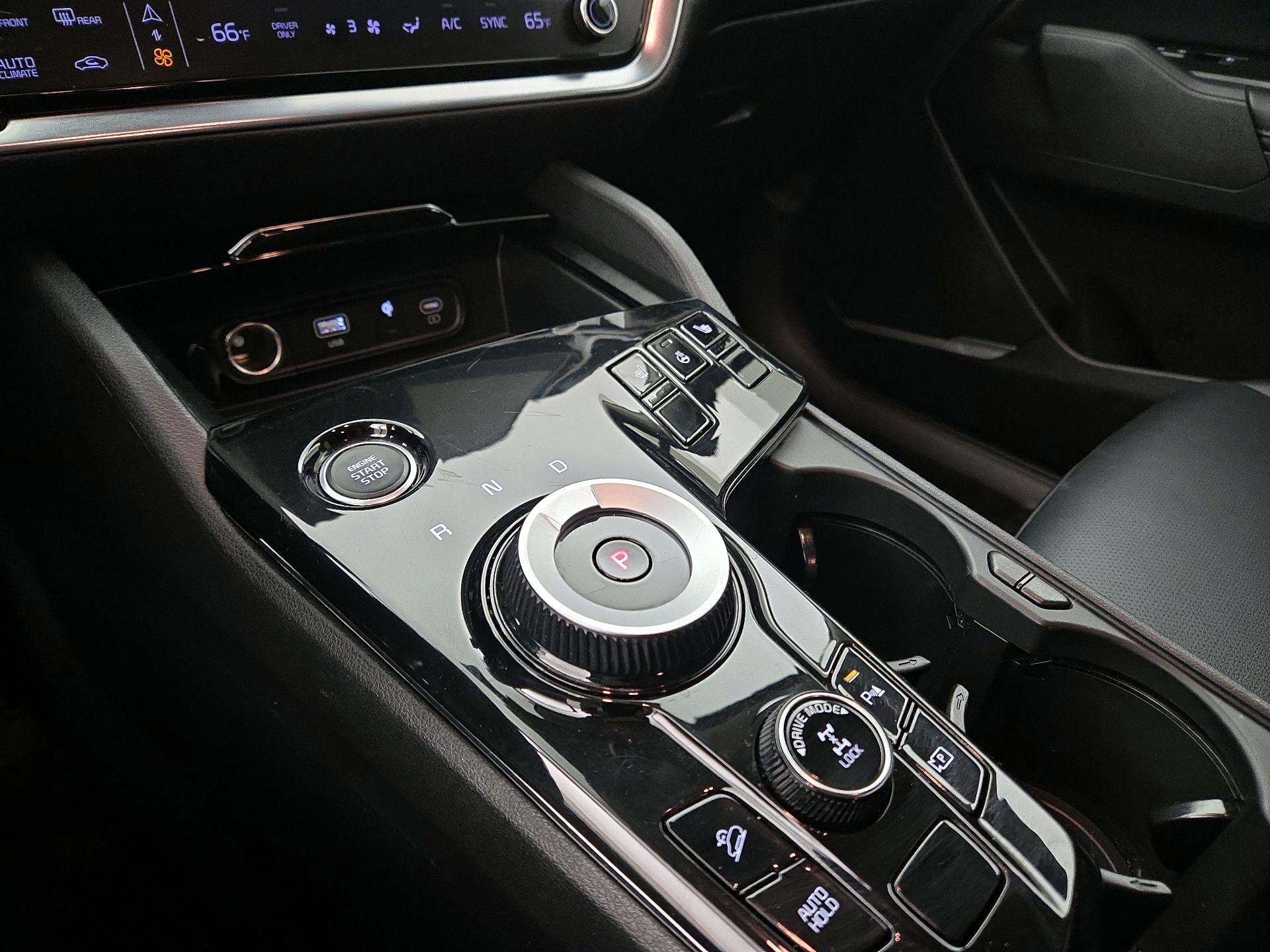 Thumbnail: 2023 Kia Sportage - 18