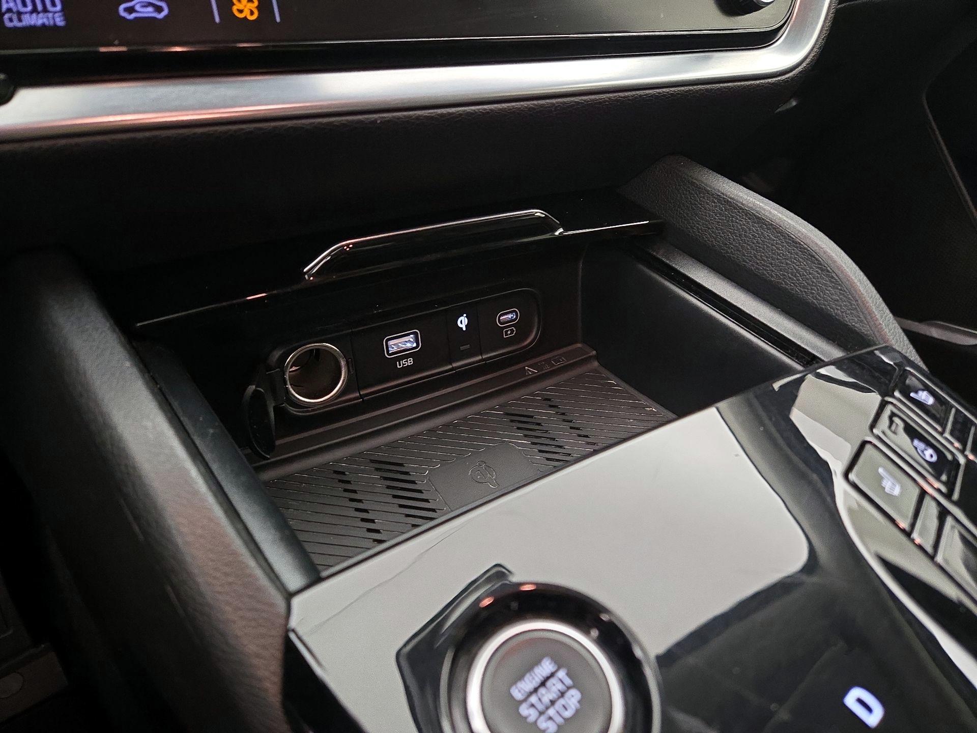 Thumbnail: 2023 Kia Sportage - 19