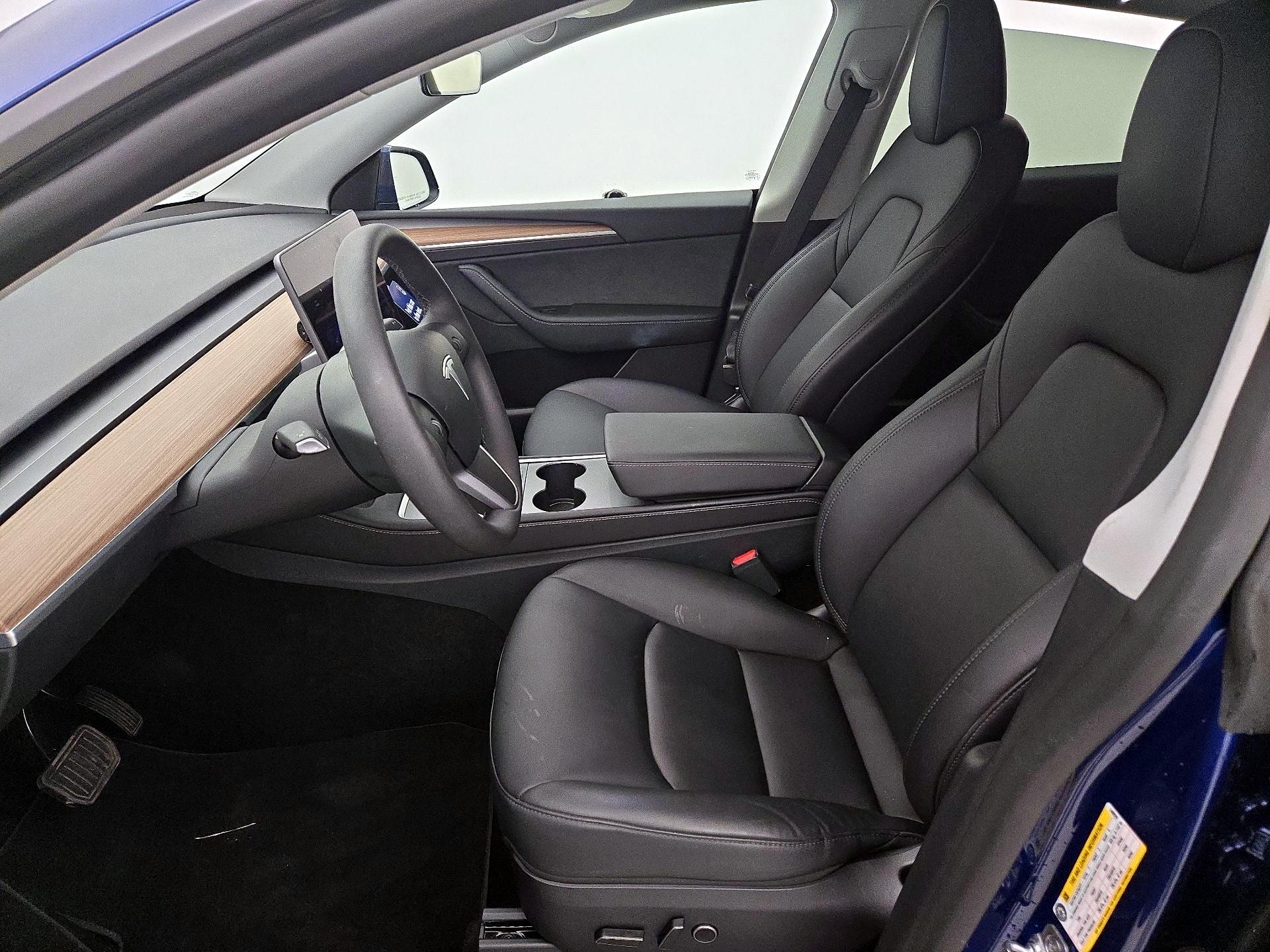 Thumbnail: 2025 Tesla Model Y - 11