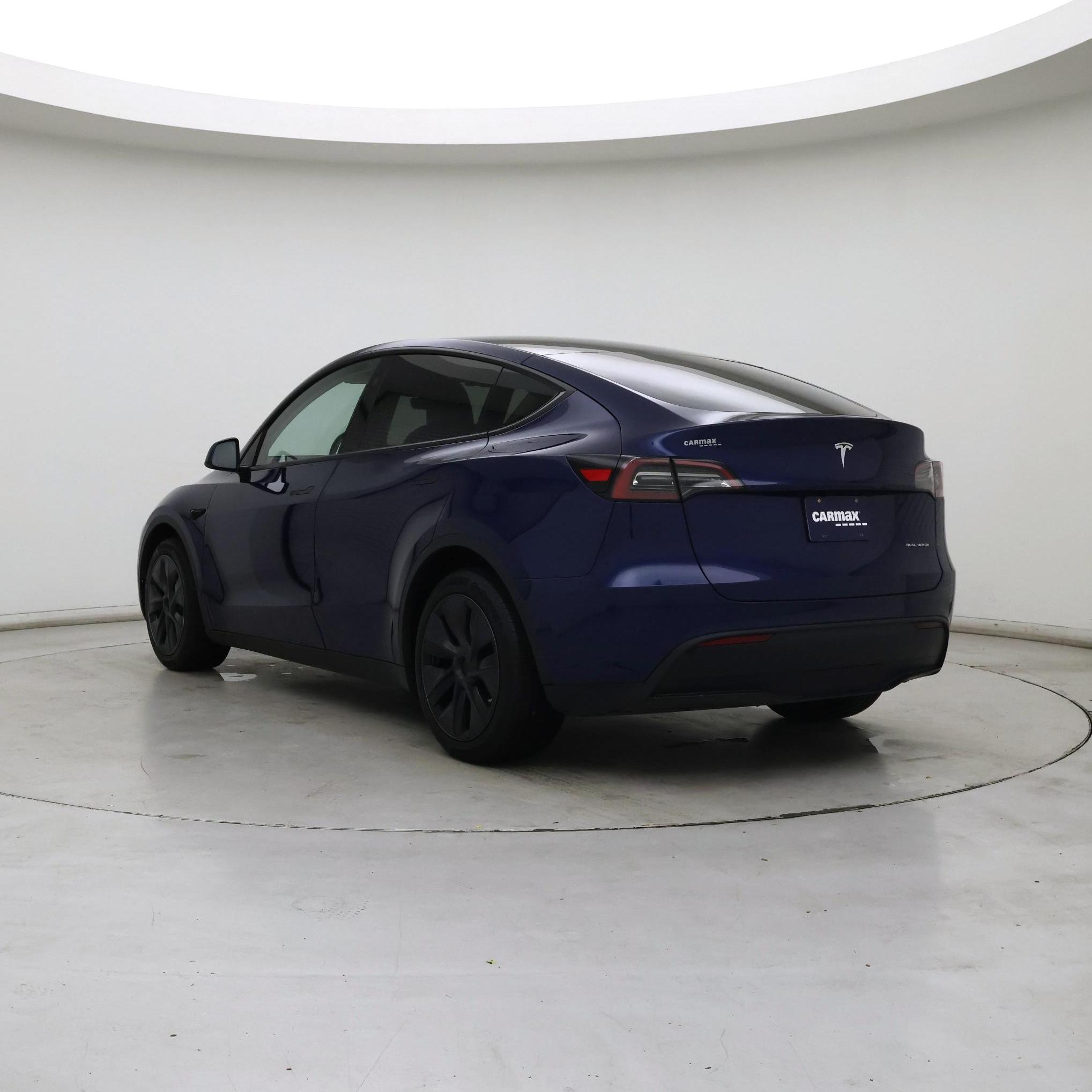 Thumbnail: 2025 Tesla Model Y - 2