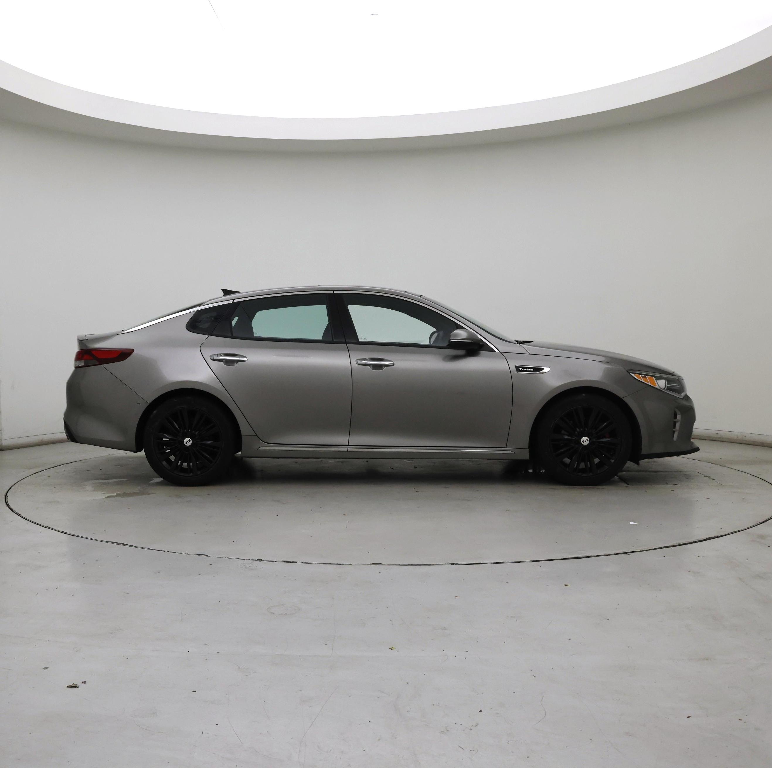 Thumbnail: 2016 Kia Optima - 7