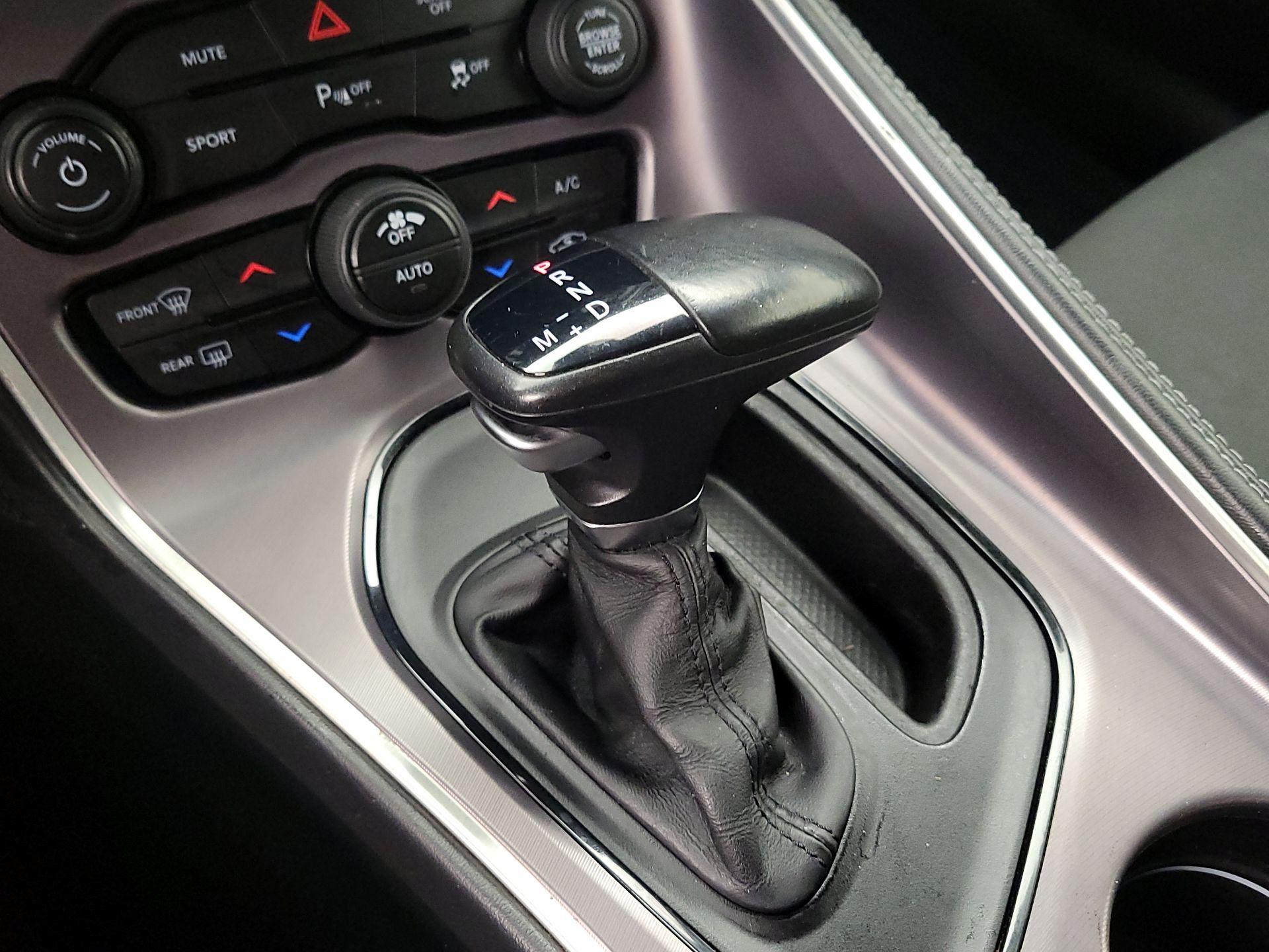 Thumbnail: 2019 Dodge Challenger - 17