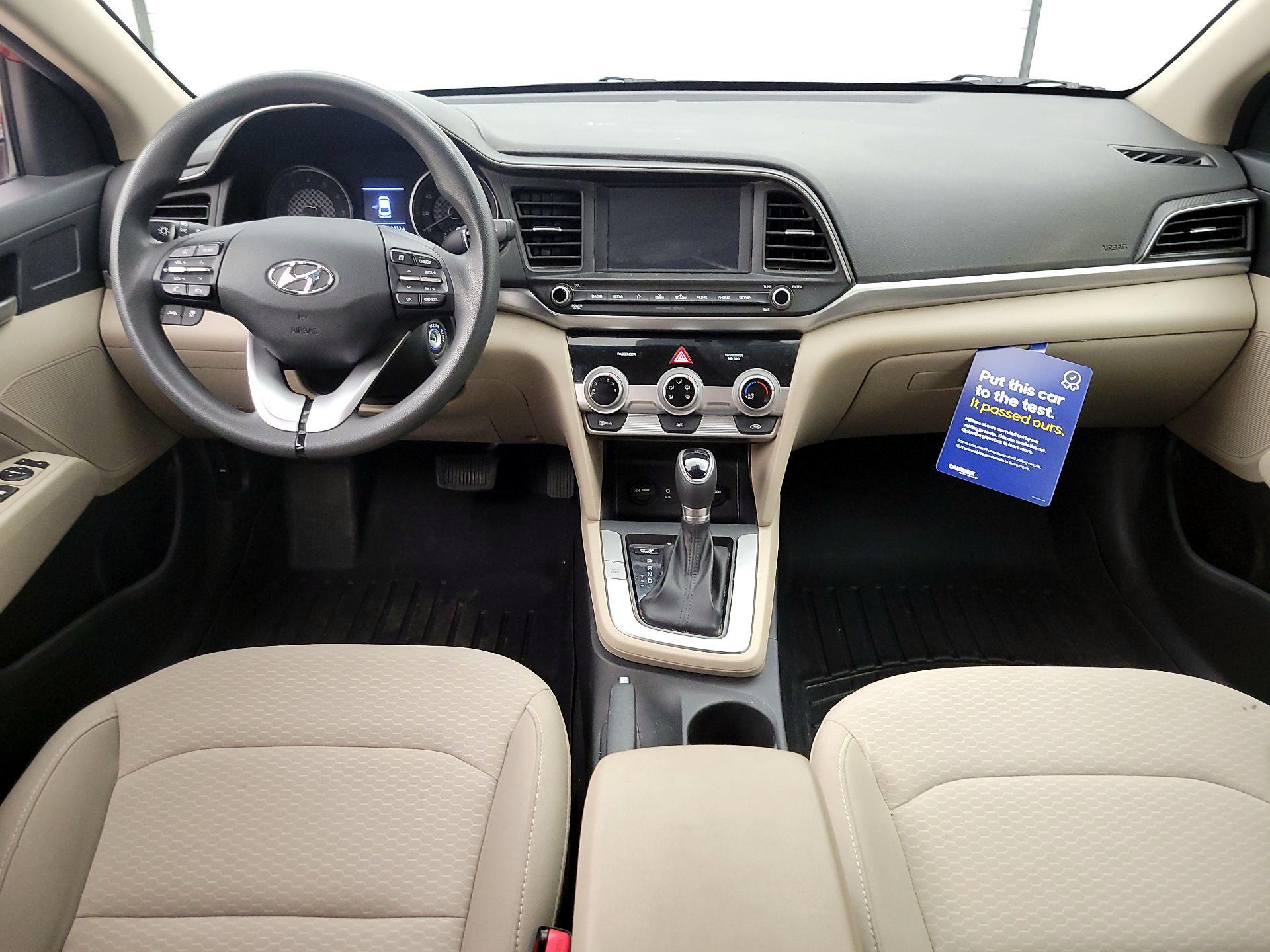 Thumbnail: 2019 Hyundai Elantra - 9