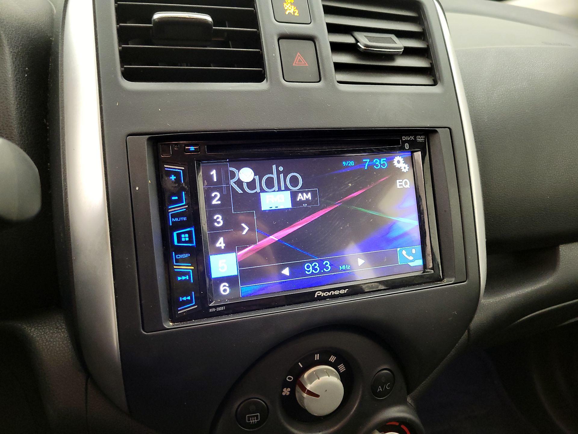 Thumbnail: 2014 Nissan Versa Note - 15