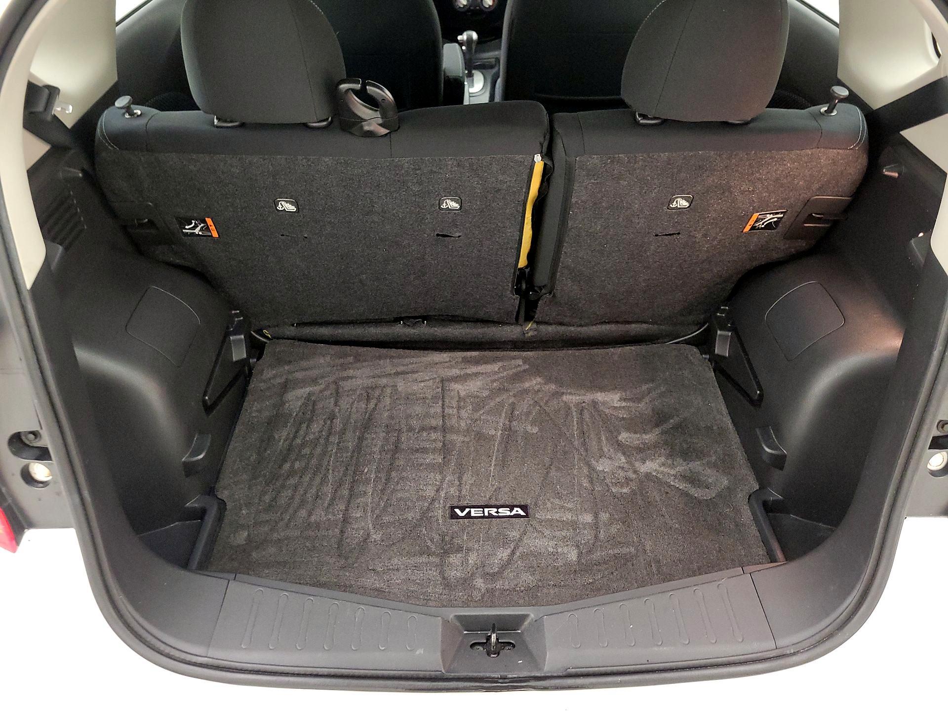 Thumbnail: 2014 Nissan Versa Note - 20