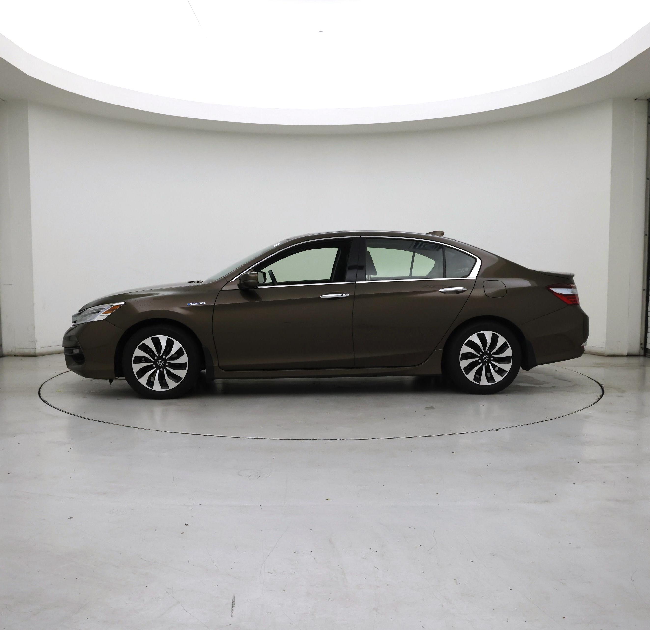 Thumbnail: 2017 Honda Accord - 3