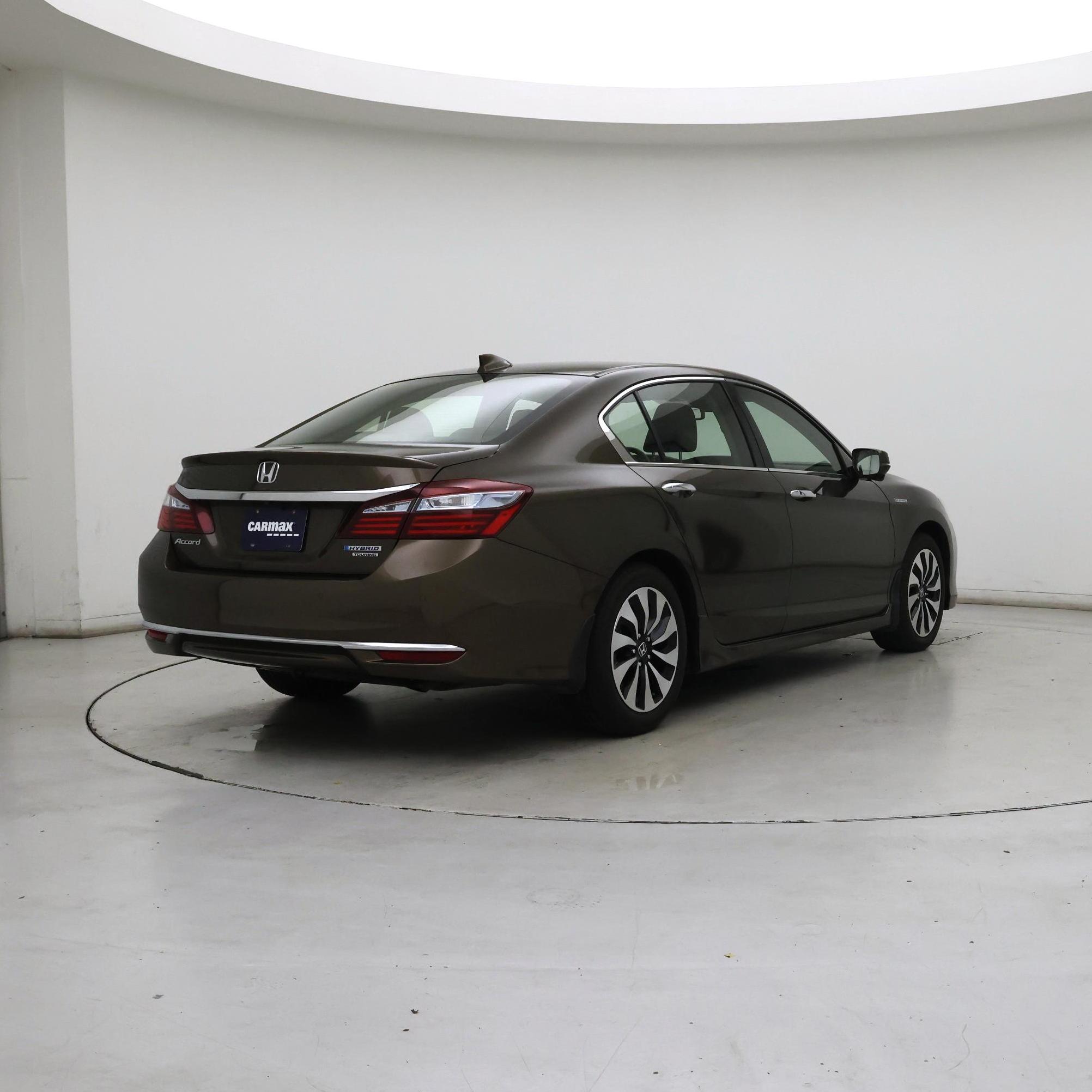 Thumbnail: 2017 Honda Accord - 8