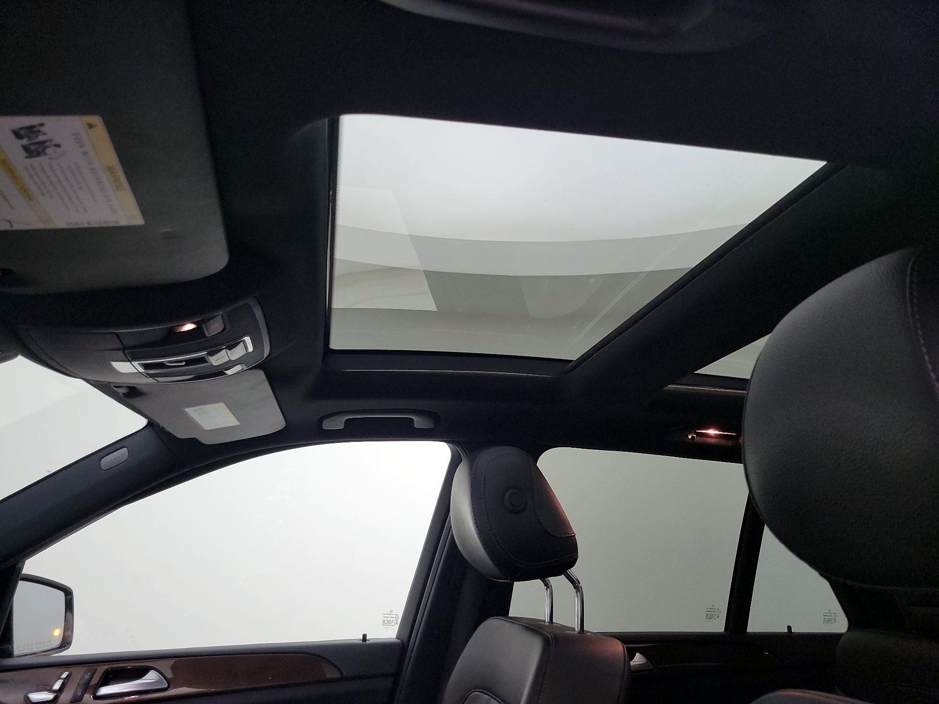 Thumbnail: 2018 Mercedes-Benz GLE - 20