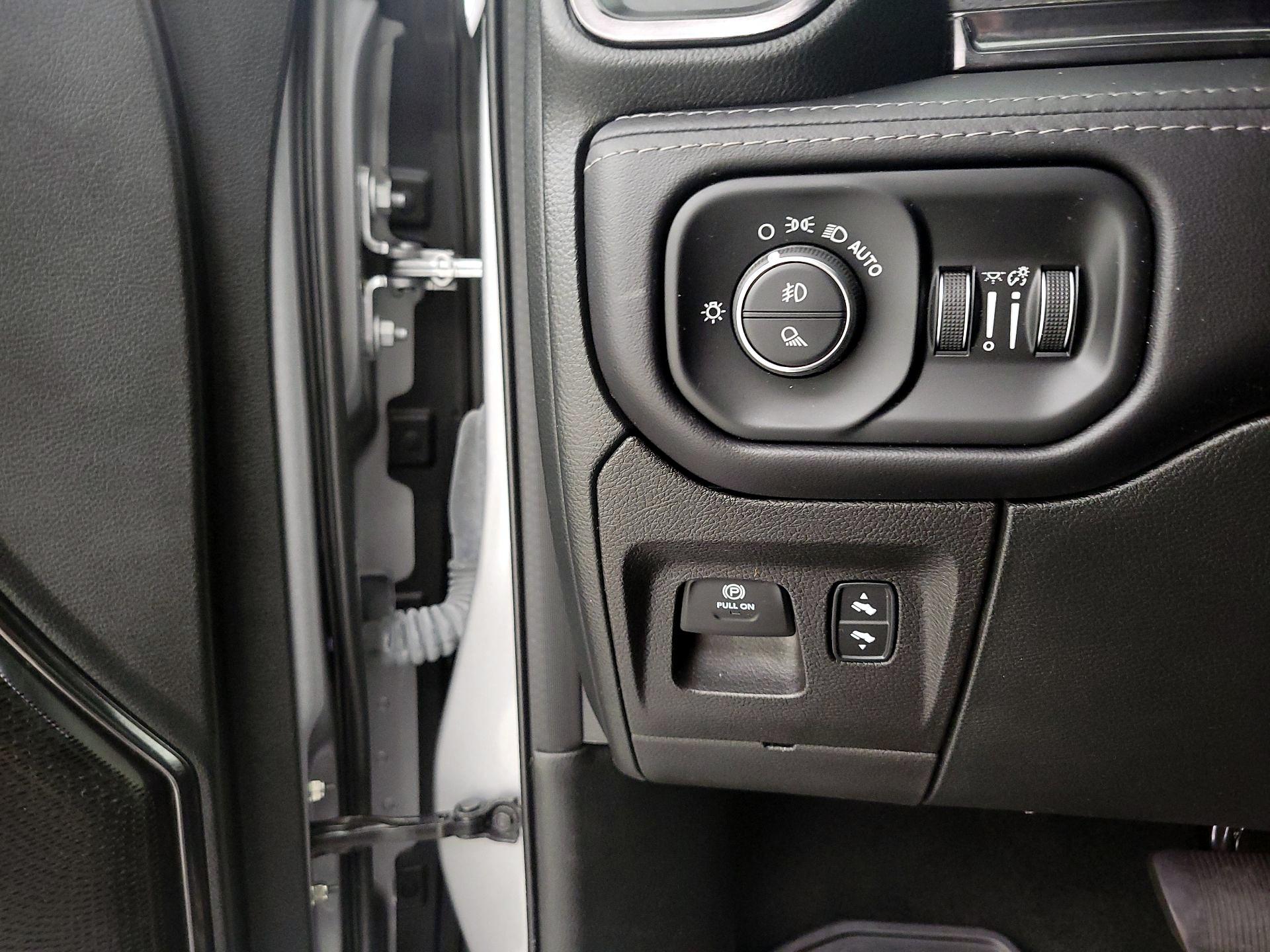 Thumbnail: 2022 RAM 1500 - 13