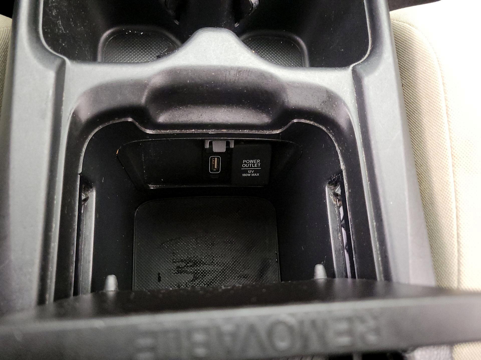 Thumbnail: 2017 Honda CR-V - 18