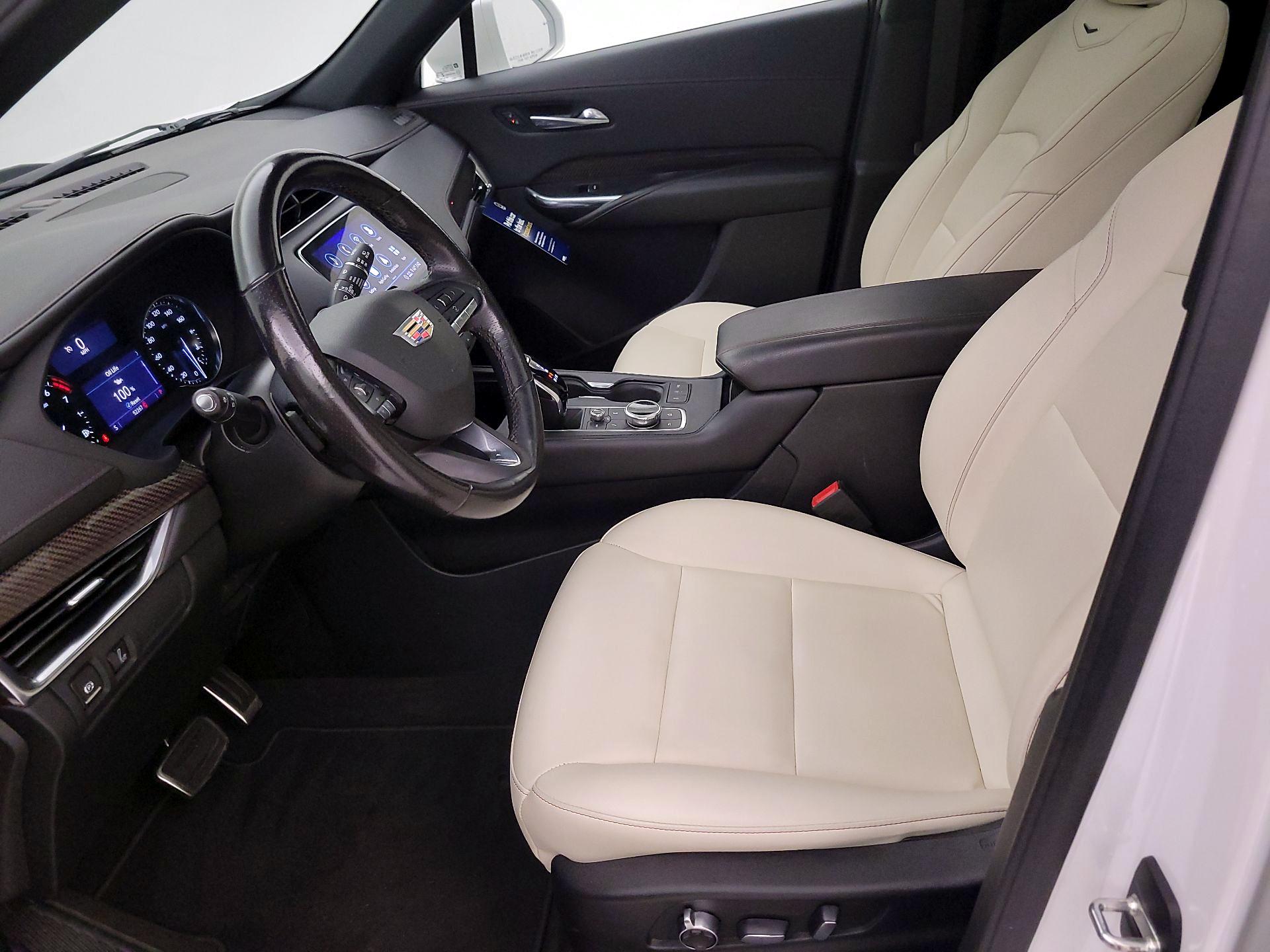 Thumbnail: 2020 Cadillac XT4 - 11