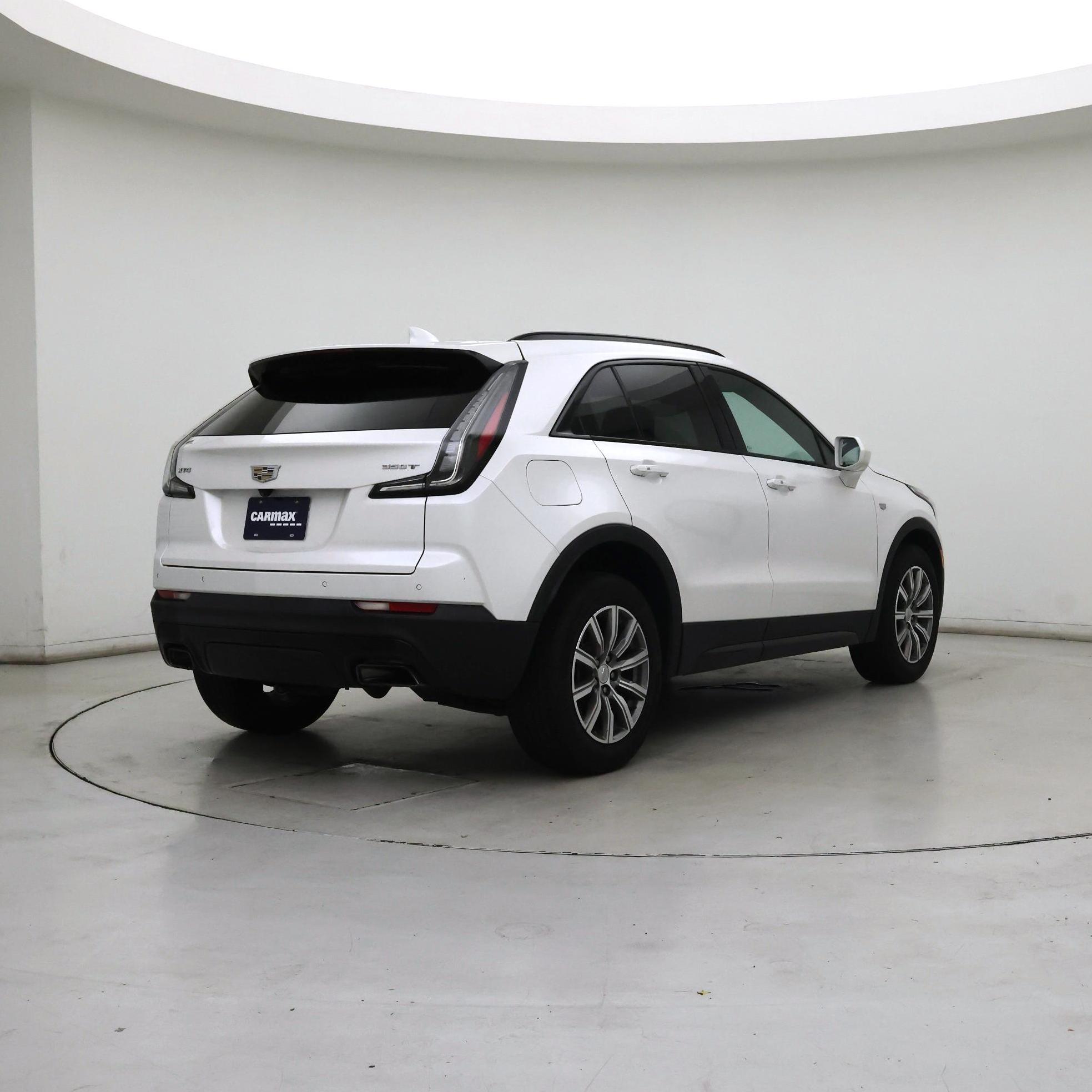 Thumbnail: 2020 Cadillac XT4 - 8