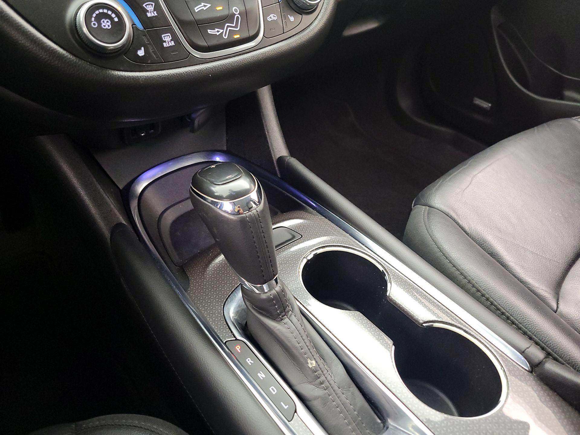 Thumbnail: 2018 Chevrolet Malibu - 17