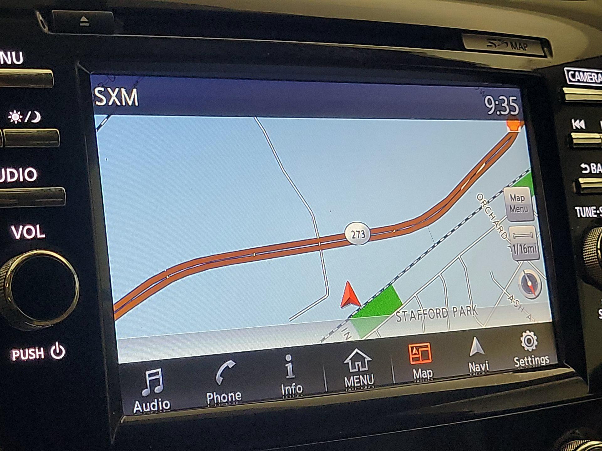 Thumbnail: 2015 Nissan Murano - 14