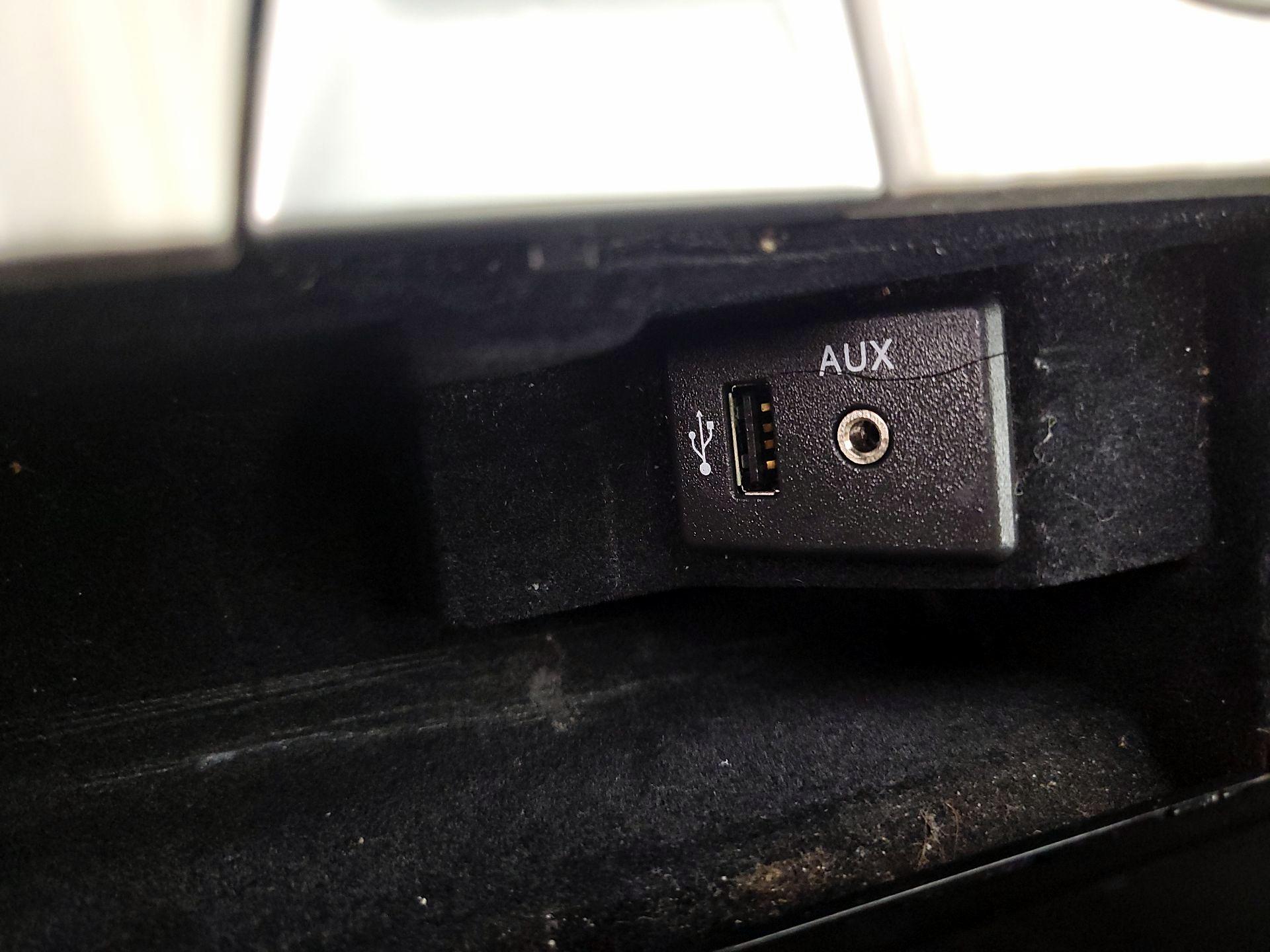 Thumbnail: 2015 Nissan Murano - 19