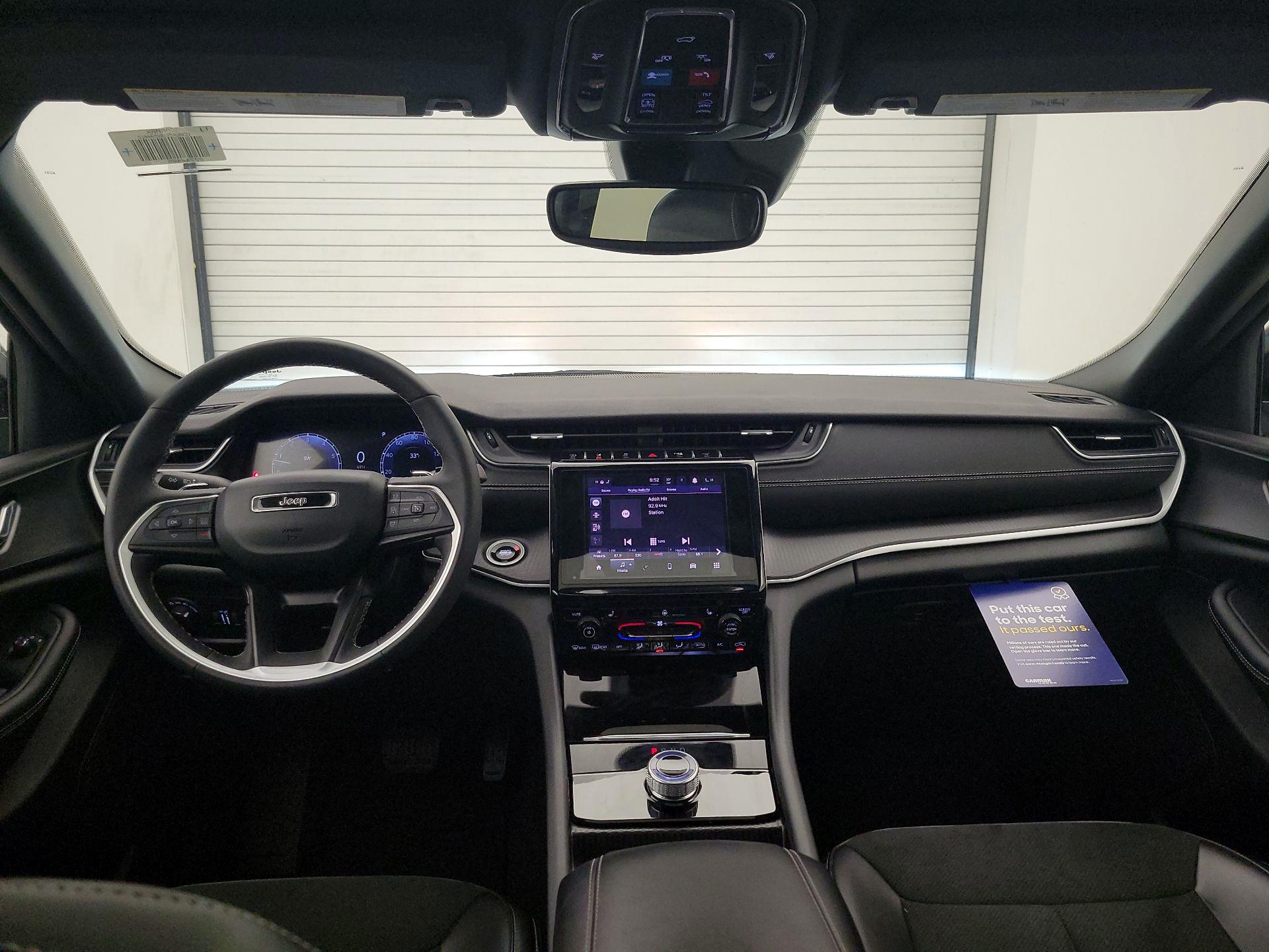 Thumbnail: 2024 Jeep Grand Cherokee L - 9