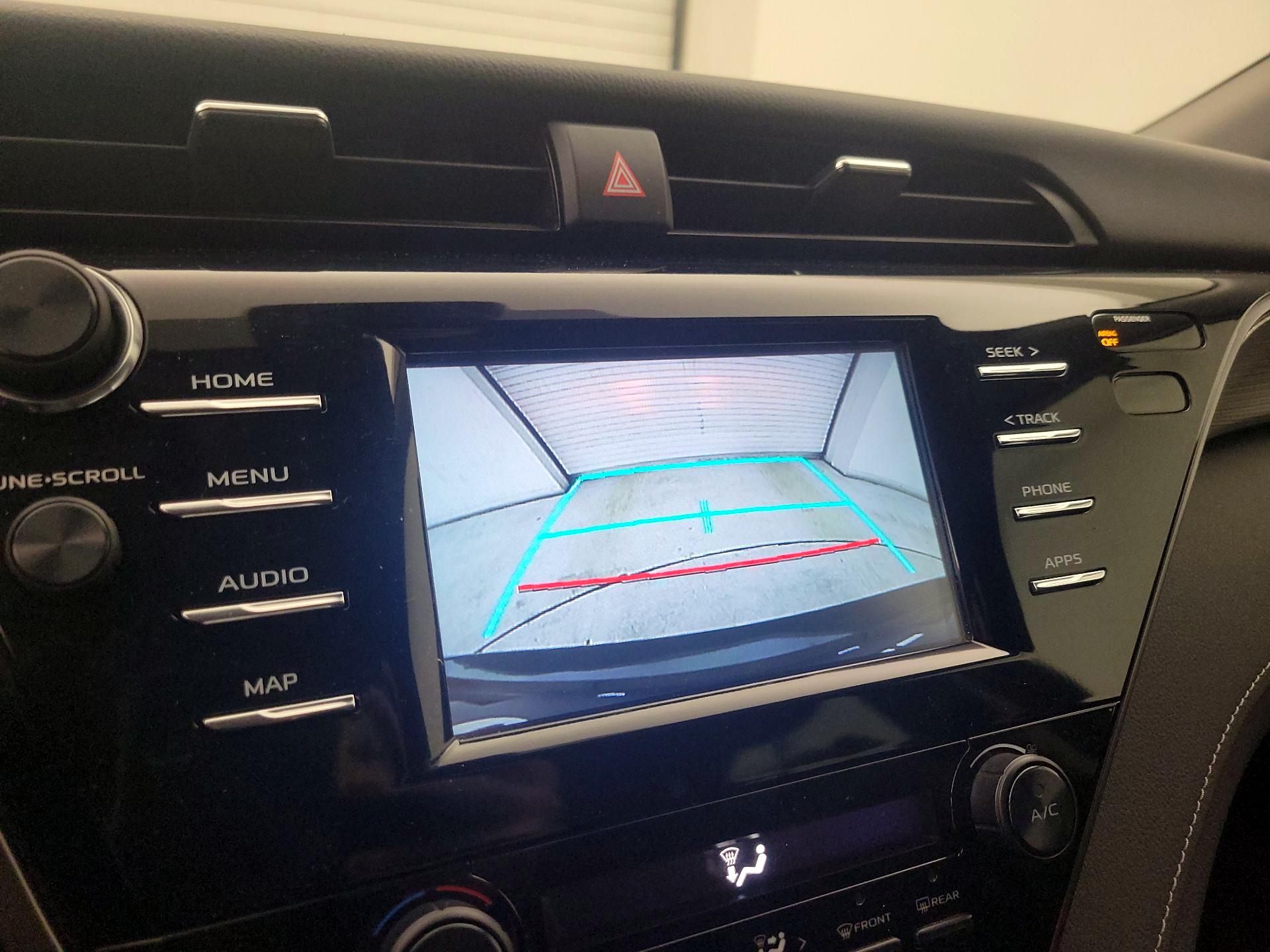 Thumbnail: 2019 Toyota Camry - 14