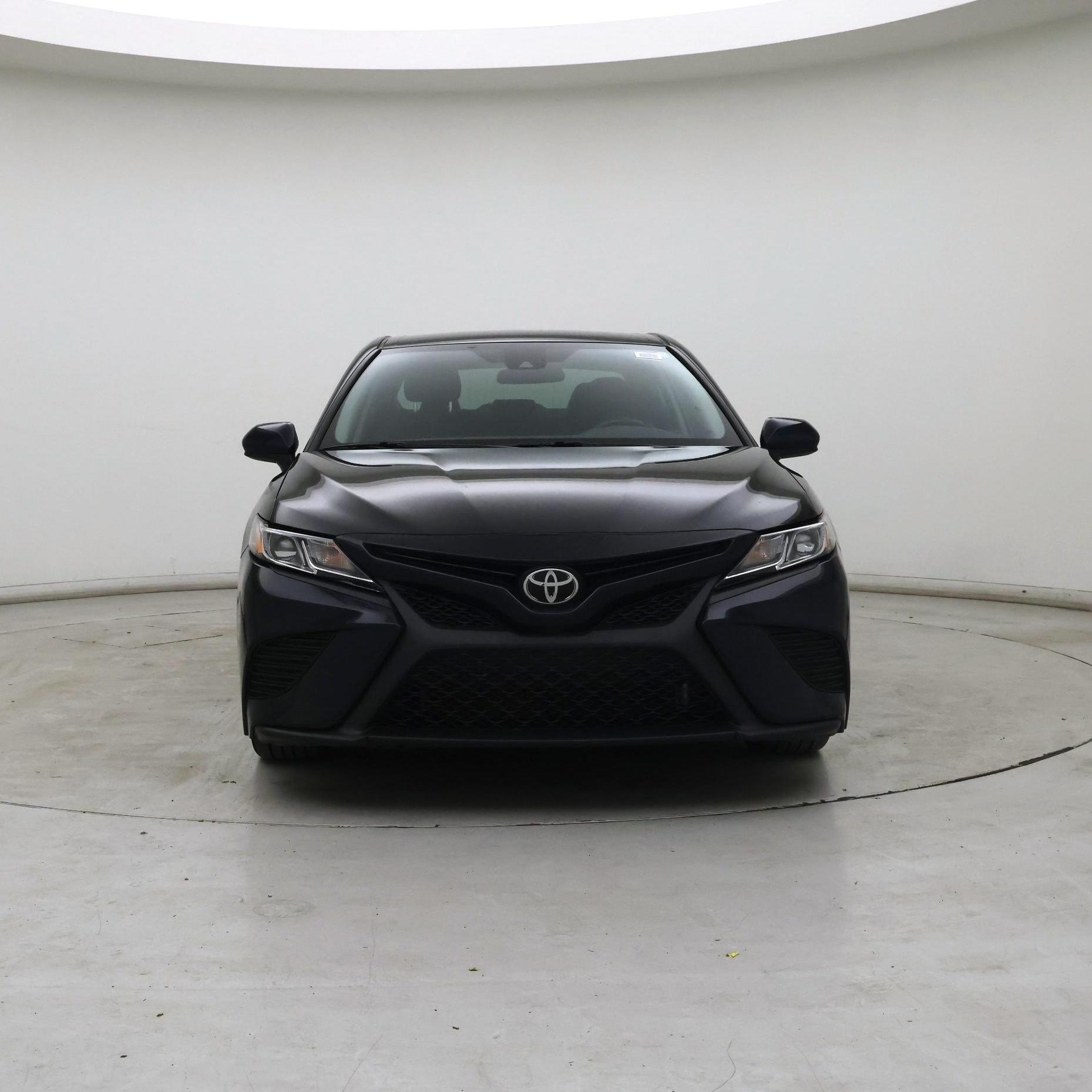 Thumbnail: 2019 Toyota Camry - 5