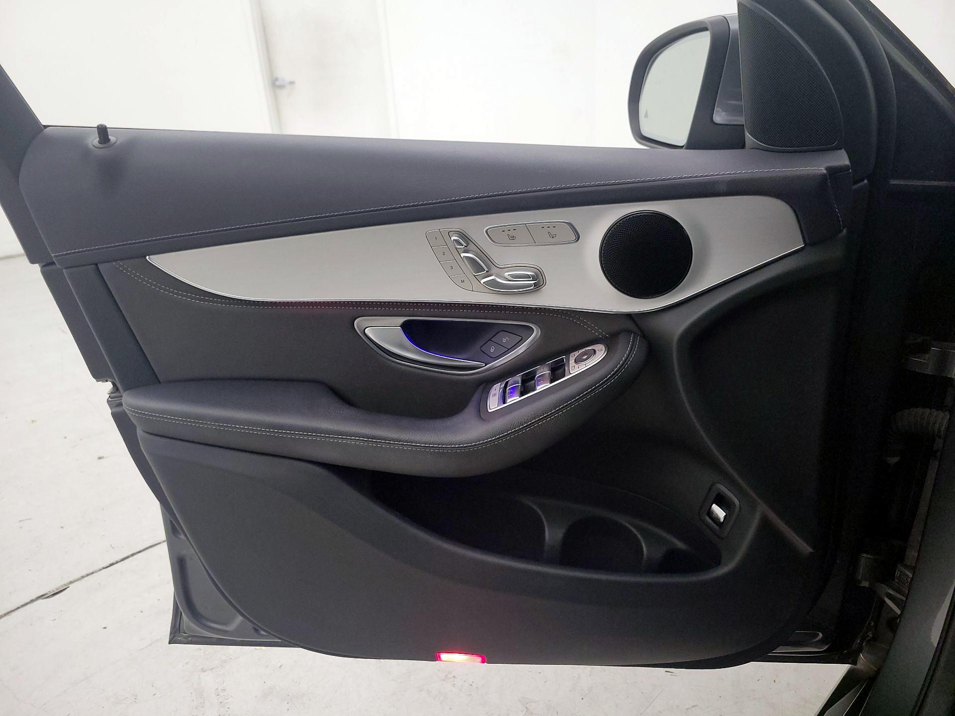 Thumbnail: 2021 Mercedes-Benz GLC - 12