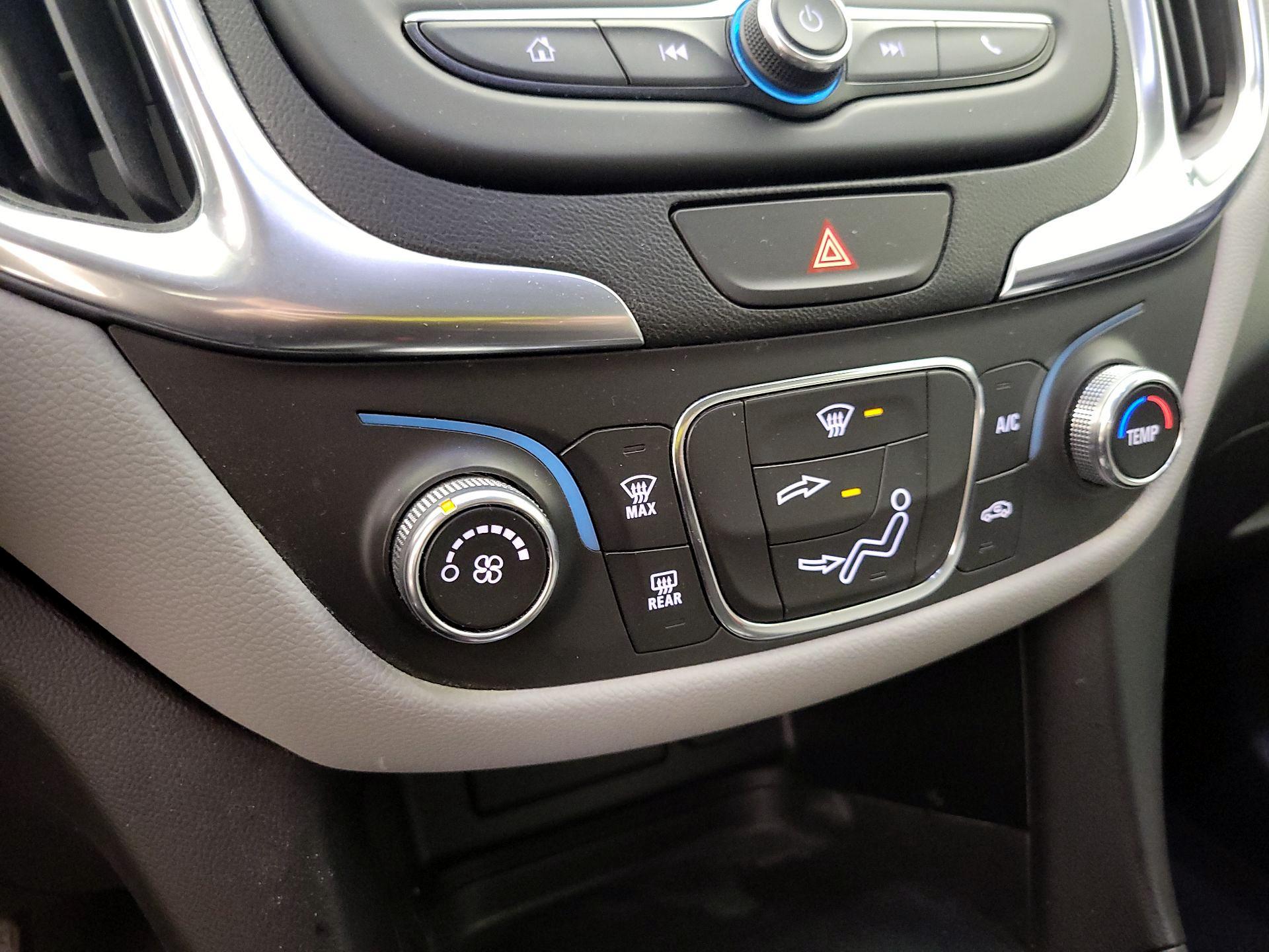 Thumbnail: 2021 Chevrolet Equinox - 16