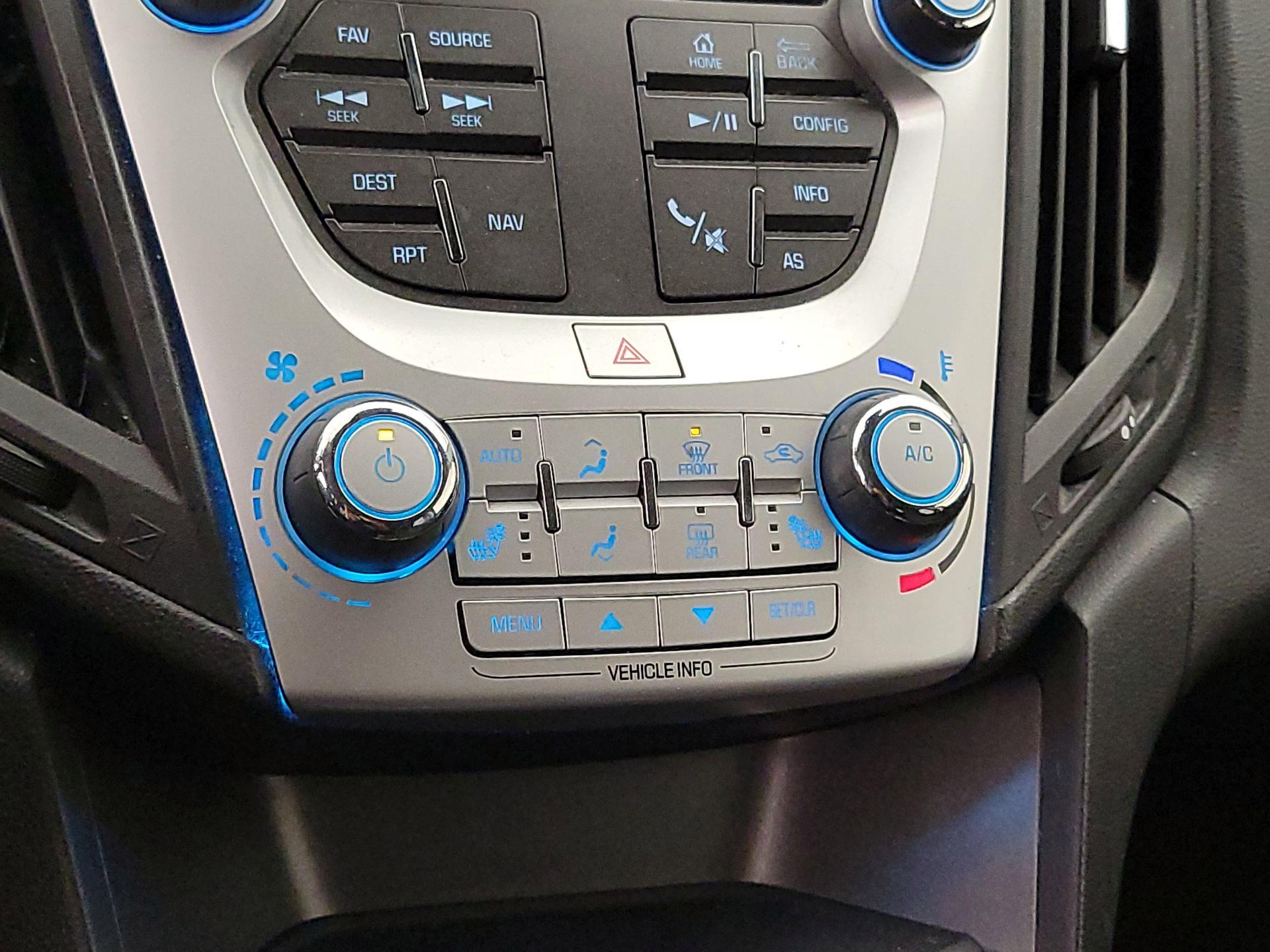 Thumbnail: 2017 Chevrolet Equinox - 15