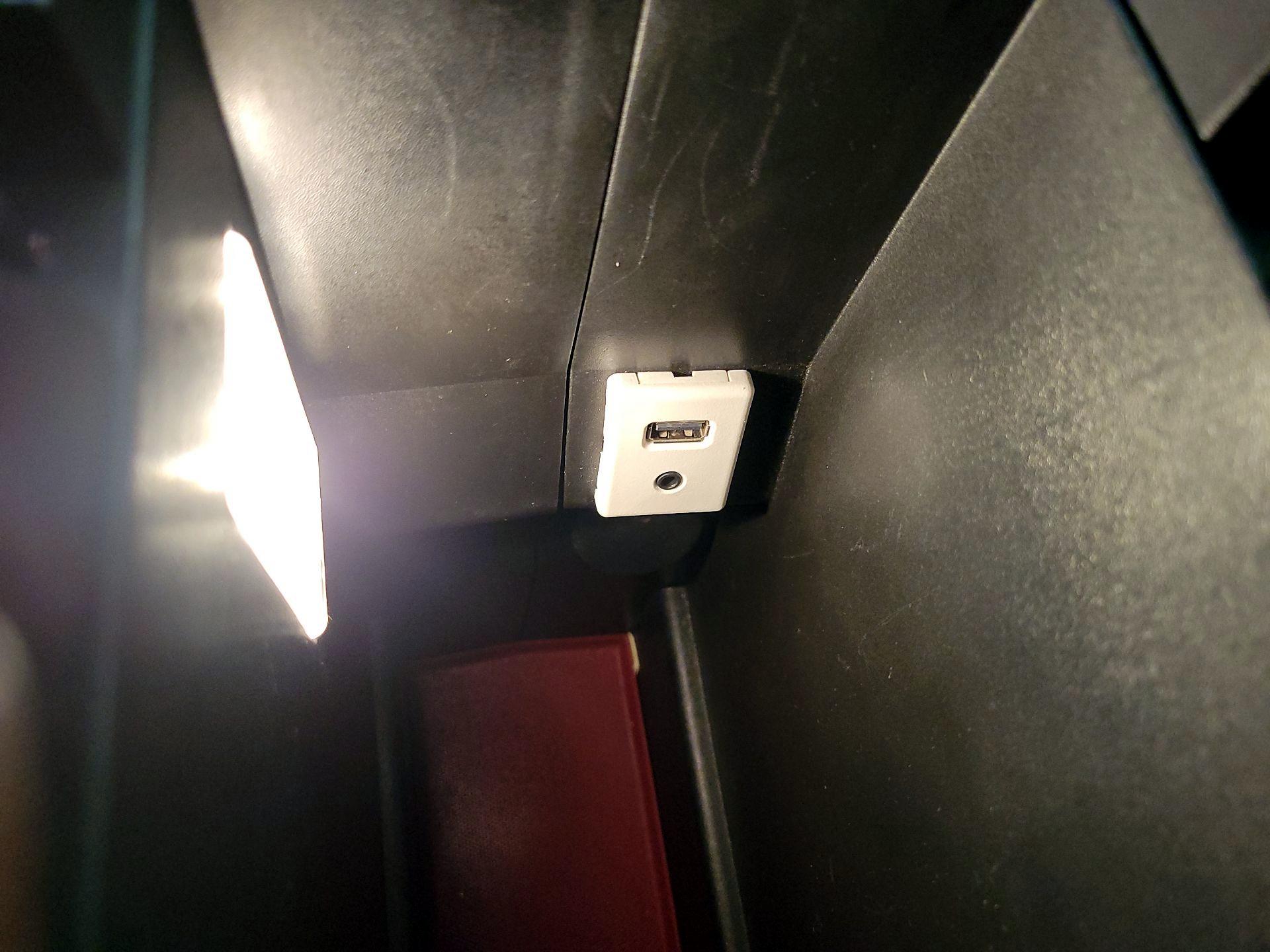 Thumbnail: 2017 Chevrolet Equinox - 17