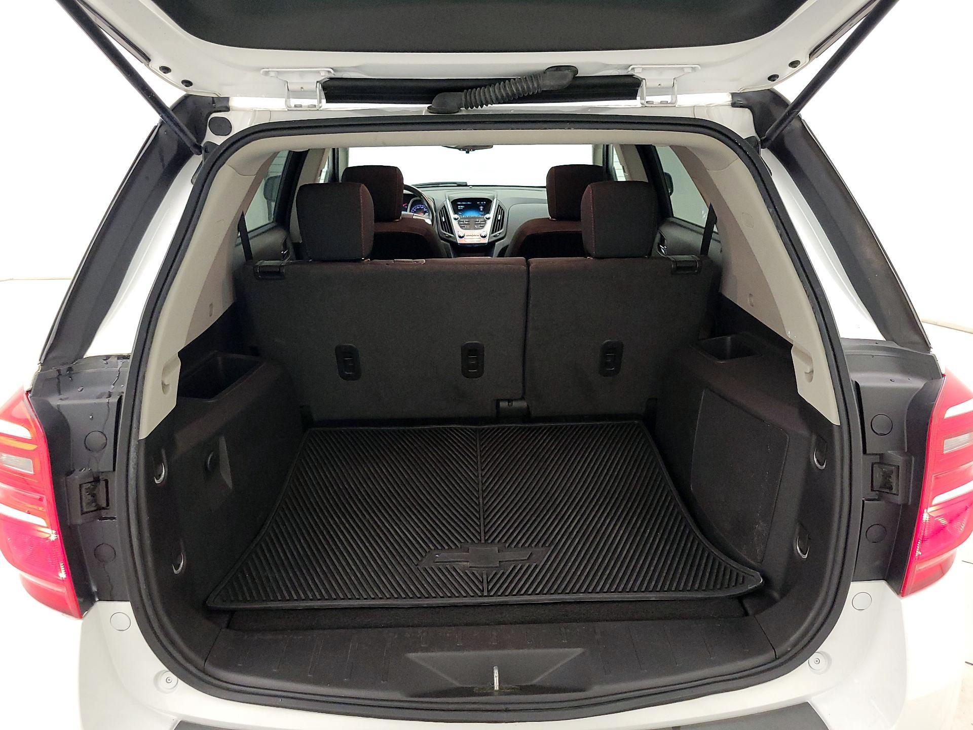 Thumbnail: 2017 Chevrolet Equinox - 19