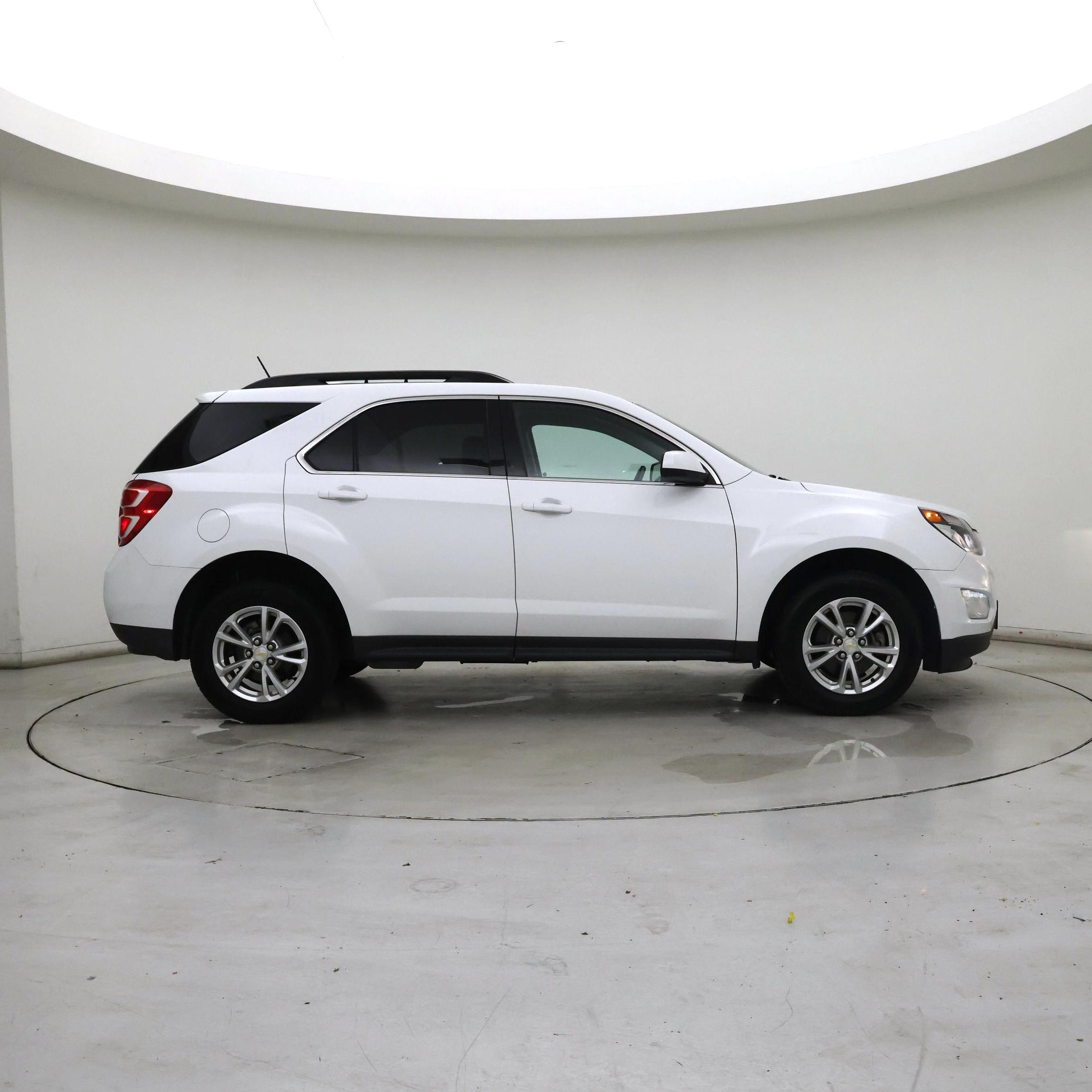 Thumbnail: 2017 Chevrolet Equinox - 7