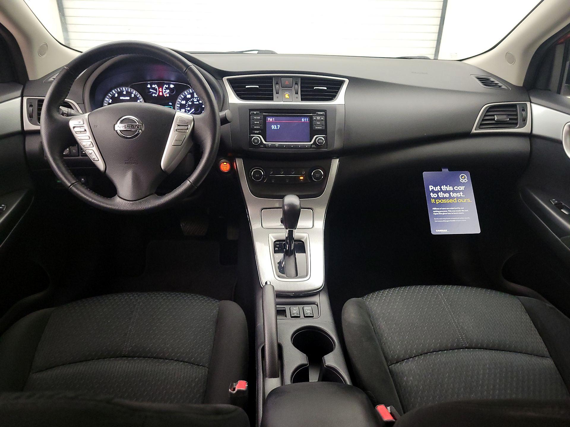 Thumbnail: 2015 Nissan Sentra - 9