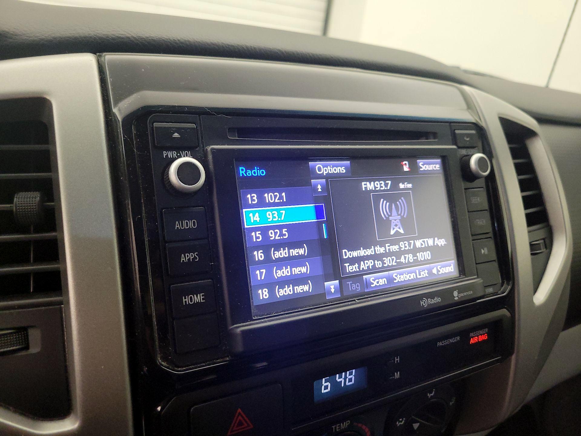 Thumbnail: 2014 Toyota Tacoma - 15