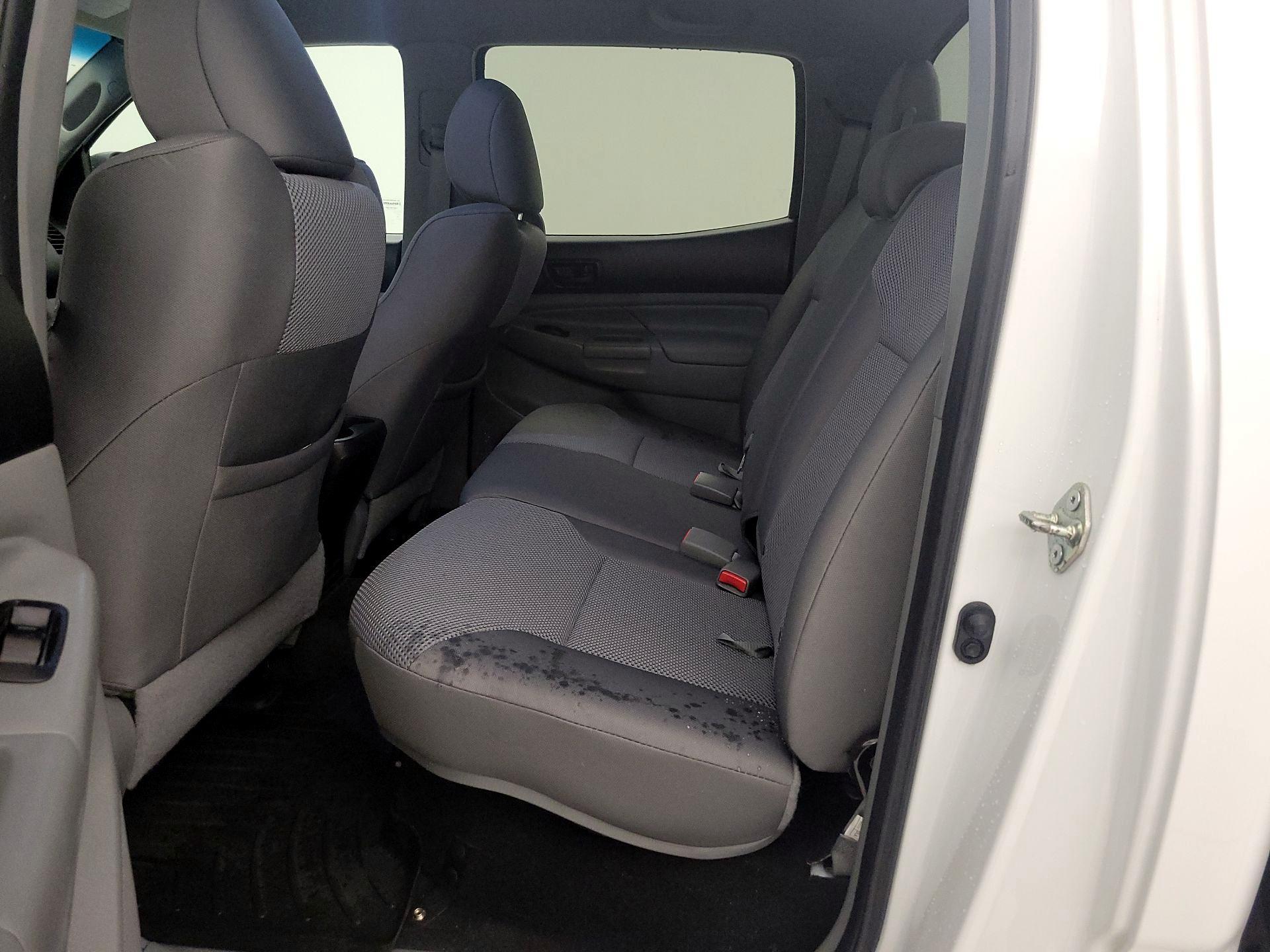 Thumbnail: 2014 Toyota Tacoma - 19