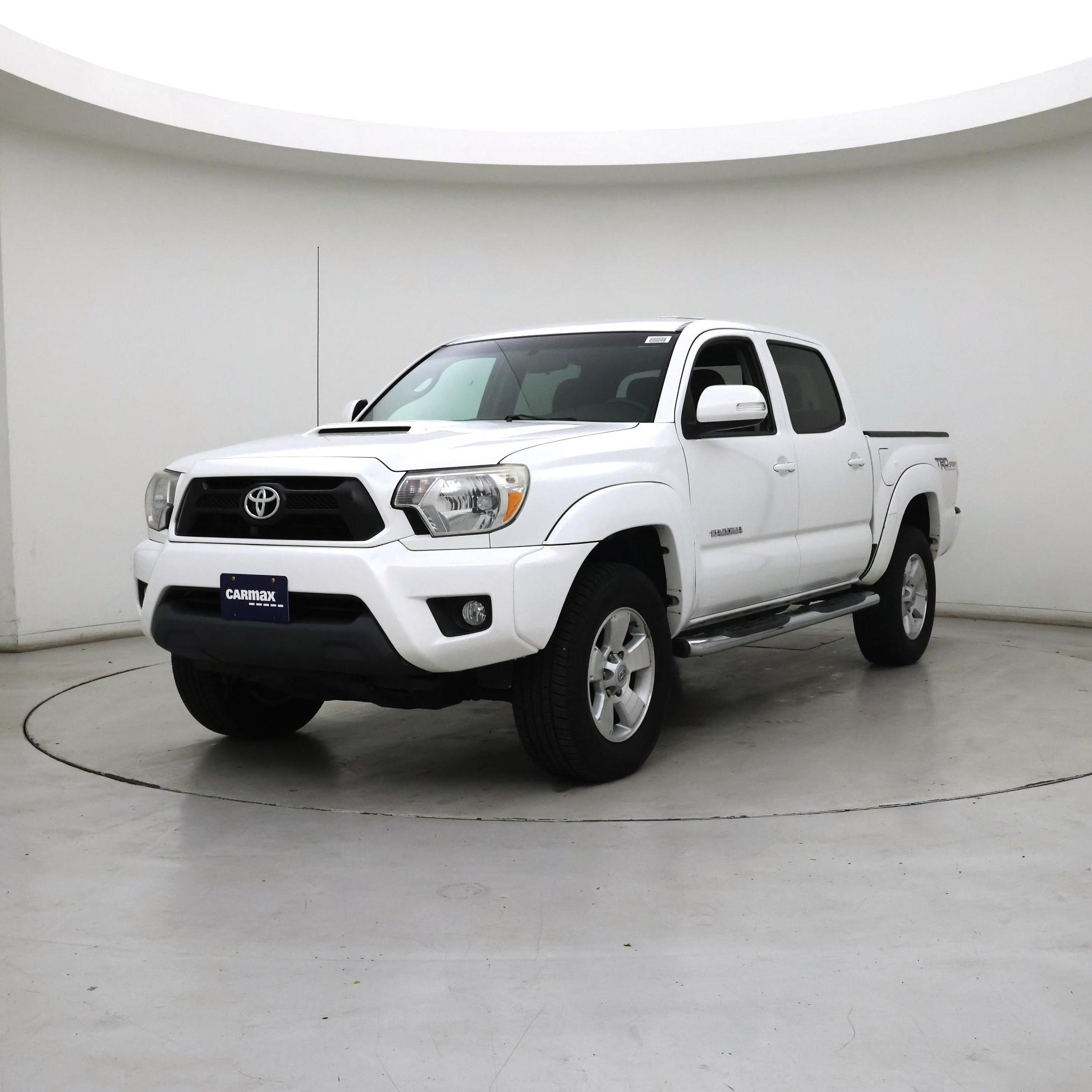 Thumbnail: 2014 Toyota Tacoma - 4