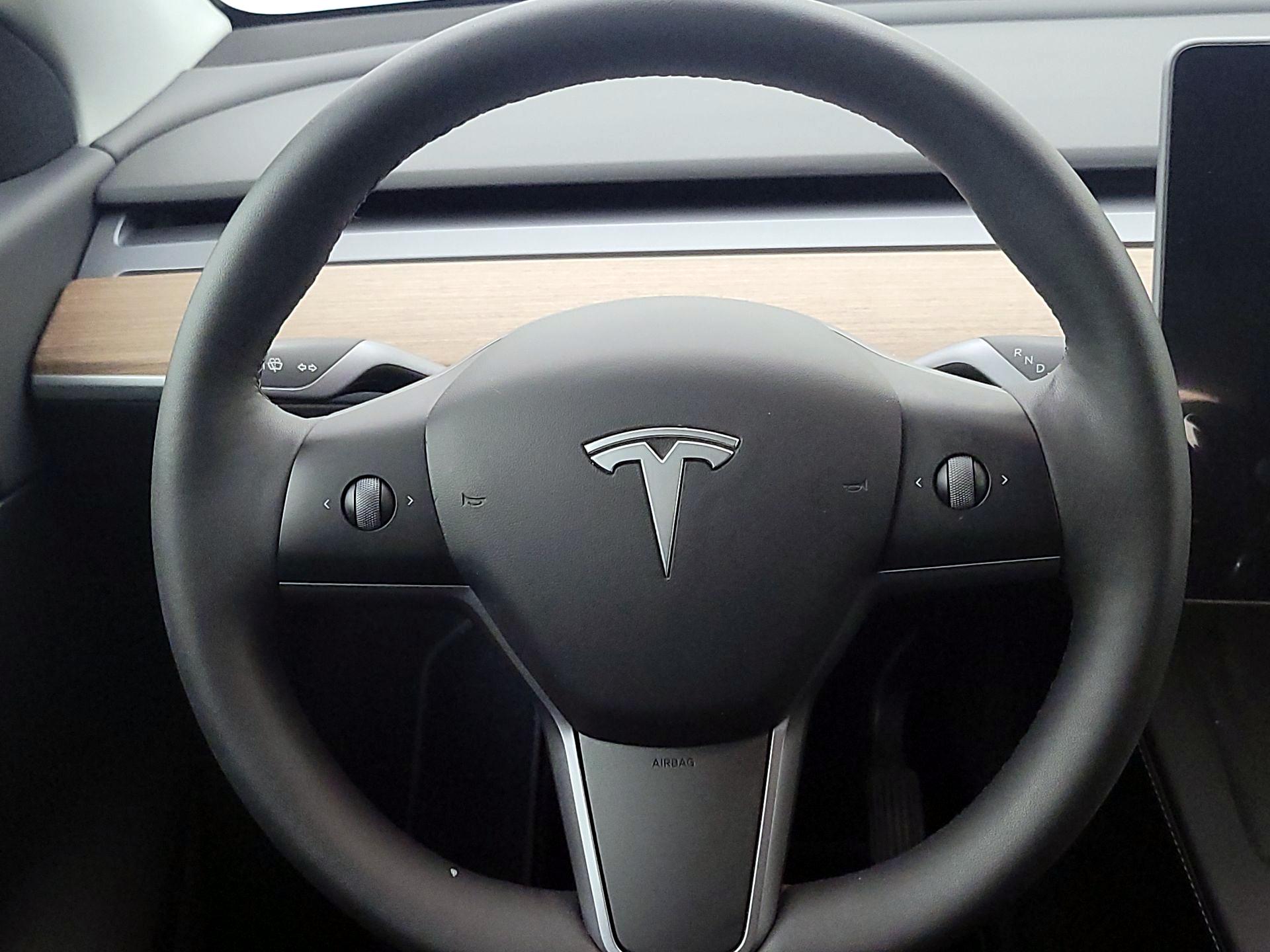 Thumbnail: 2022 Tesla Model Y - 10