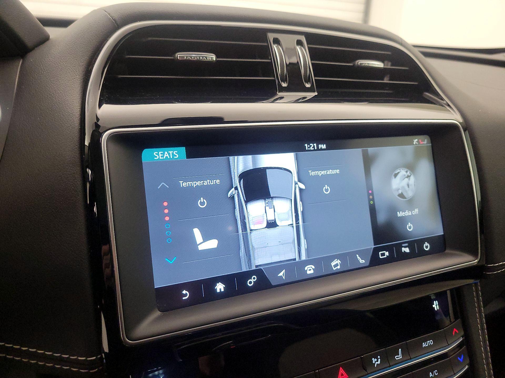 Thumbnail: 2020 Jaguar F-Pace - 15