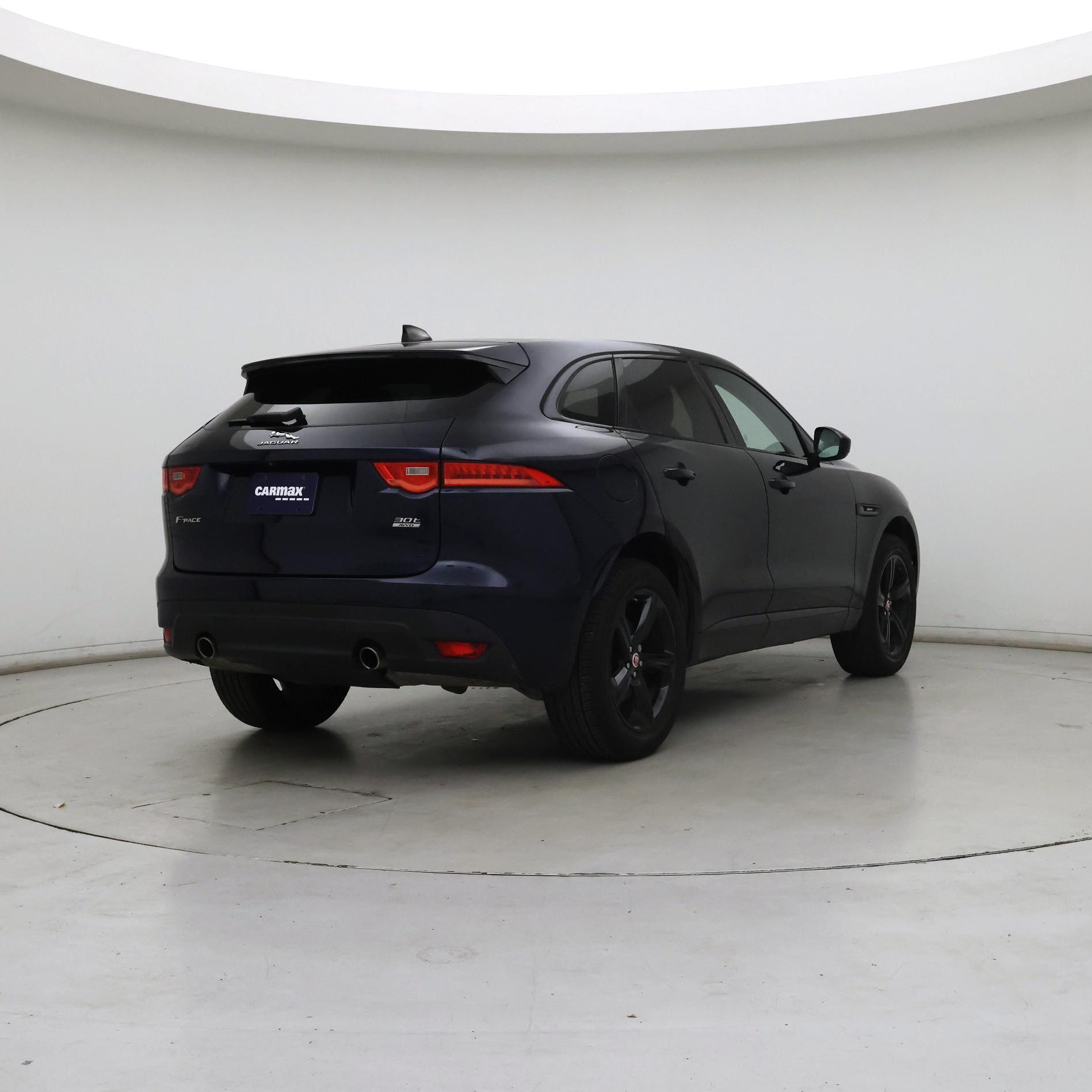 Thumbnail: 2020 Jaguar F-Pace - 8