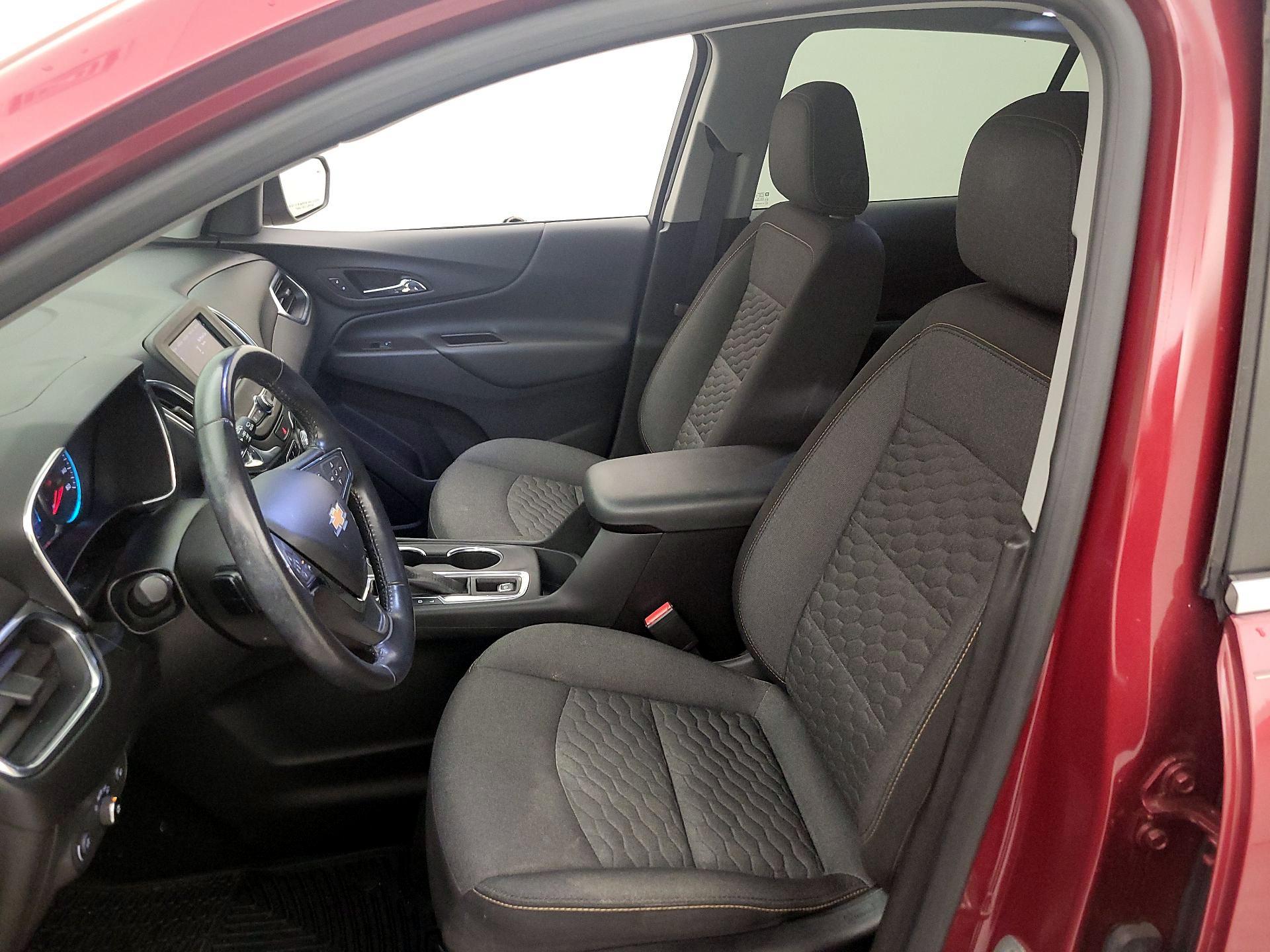 Thumbnail: 2021 Chevrolet Equinox - 11