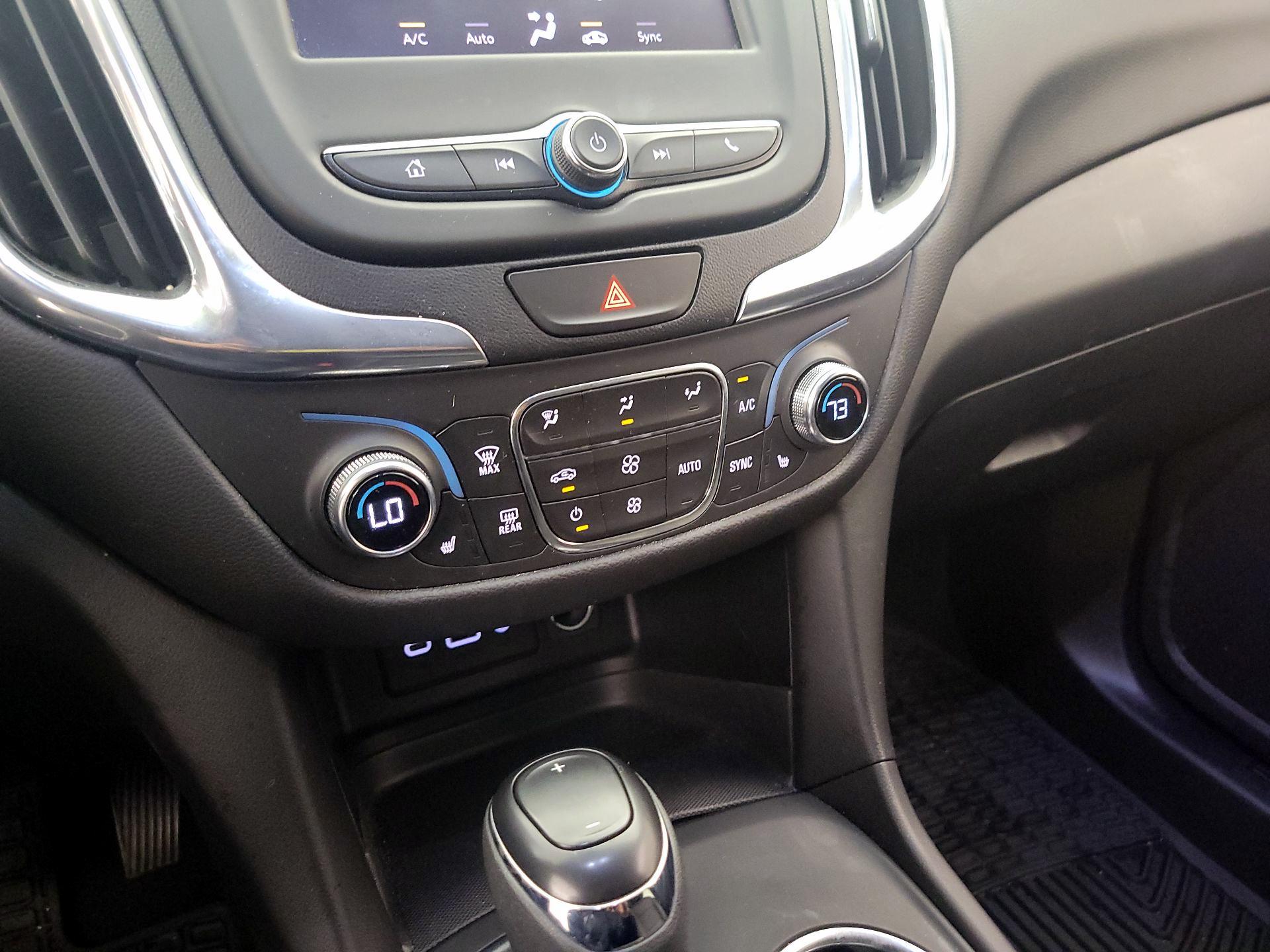 Thumbnail: 2021 Chevrolet Equinox - 16