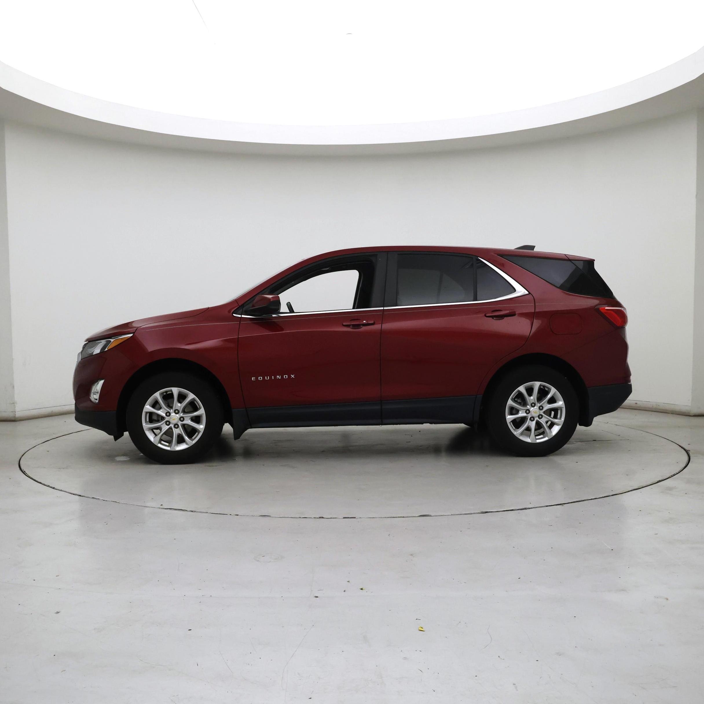 Thumbnail: 2021 Chevrolet Equinox - 3