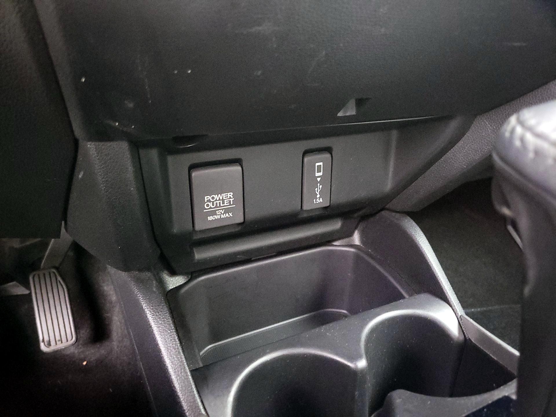 Thumbnail: 2018 Honda Fit - 18