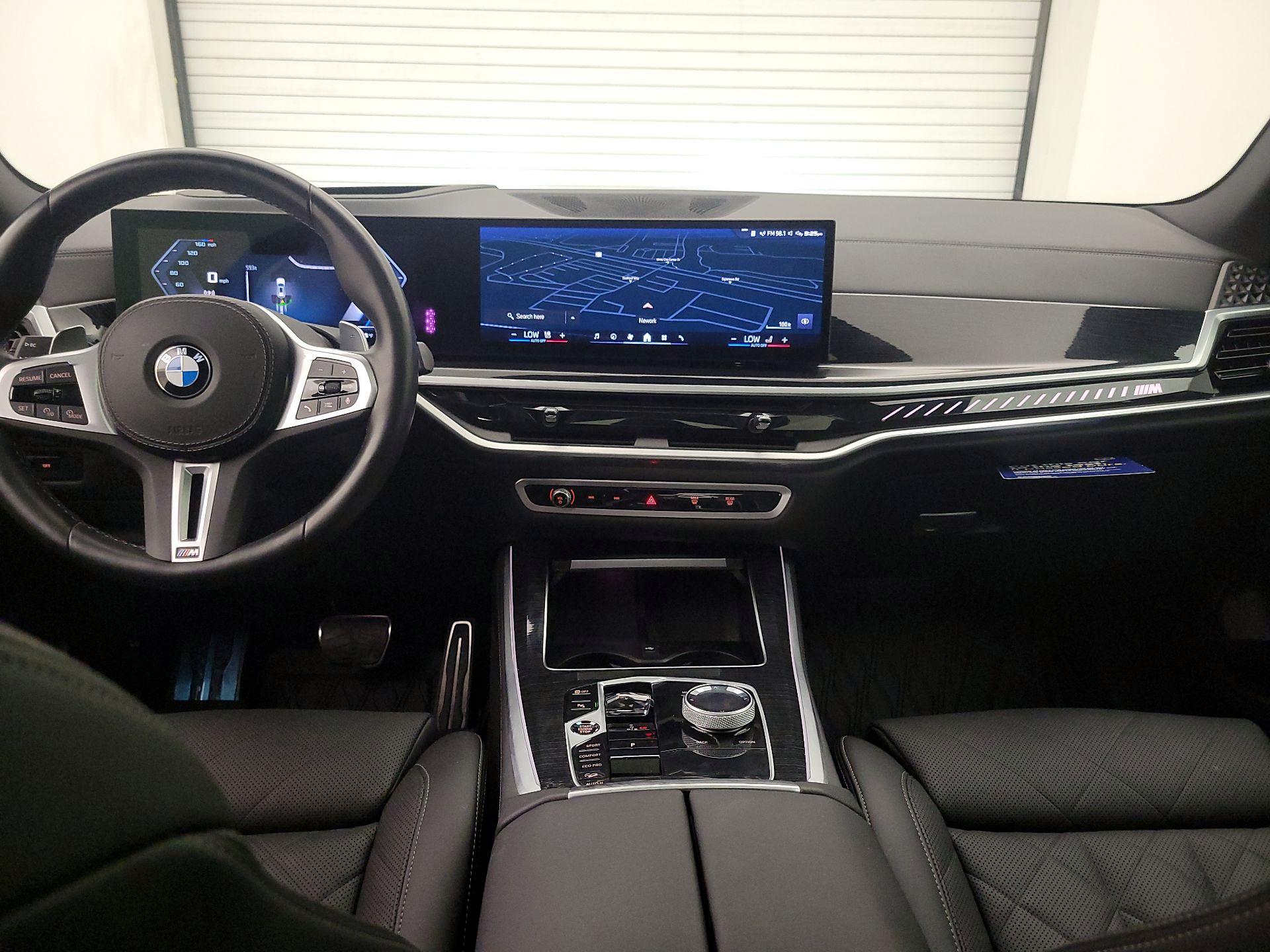 Thumbnail: 2024 BMW X5 - 9