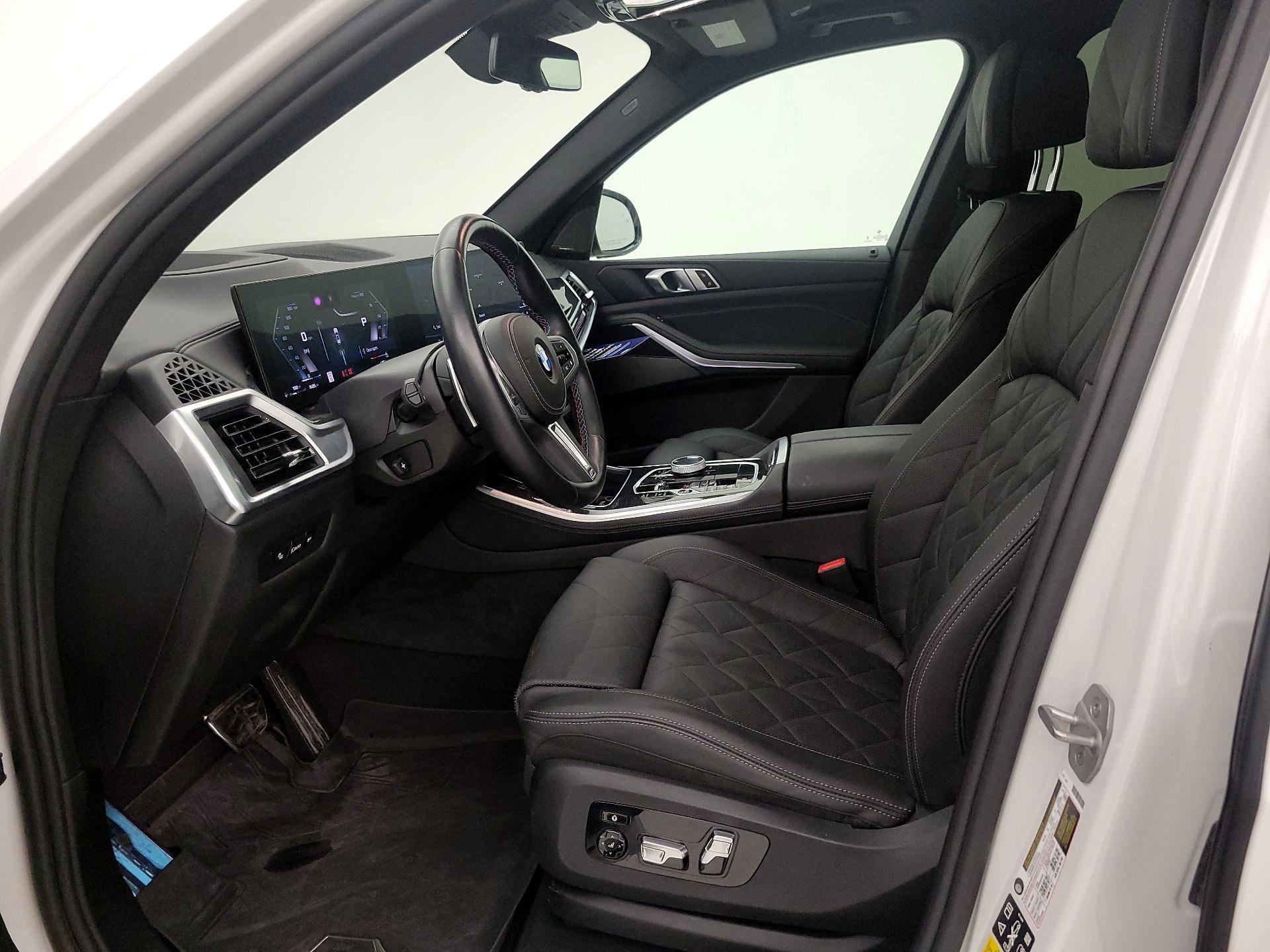 Thumbnail: 2024 BMW X5 - 11