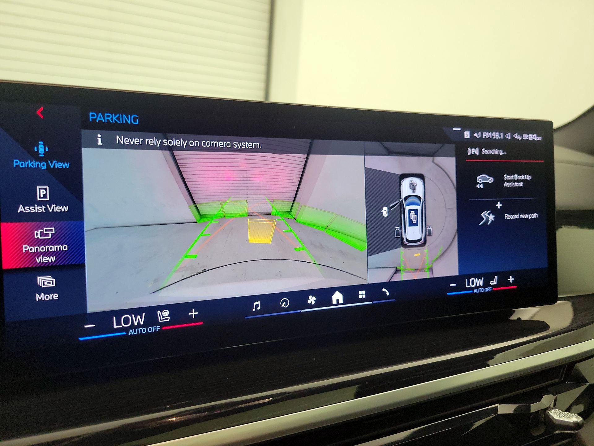 Thumbnail: 2024 BMW X5 - 15