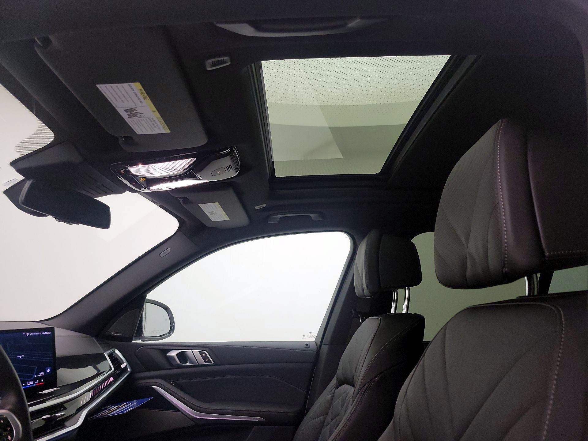 Thumbnail: 2024 BMW X5 - 20