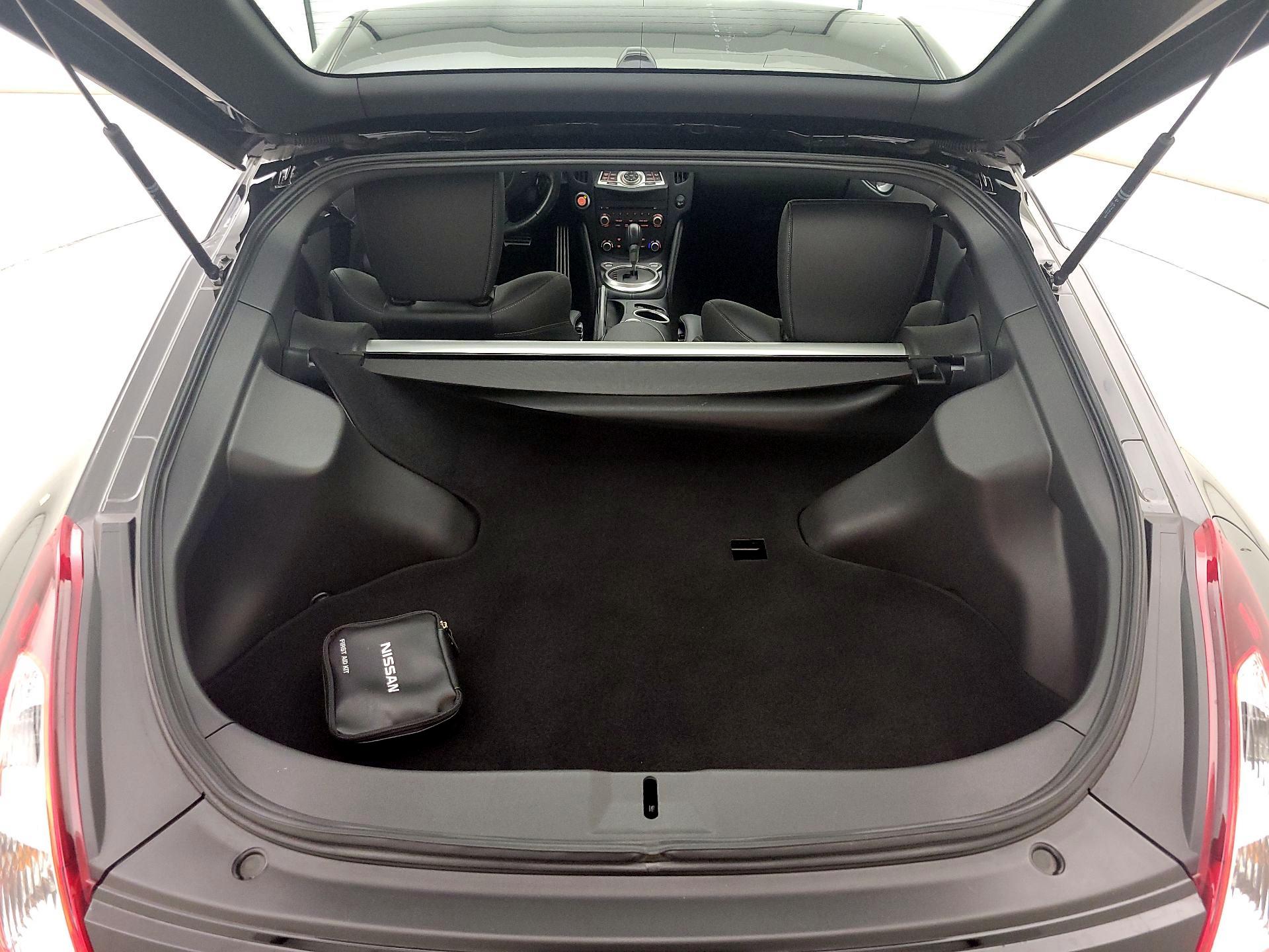 Thumbnail: 2020 Nissan Z - 18