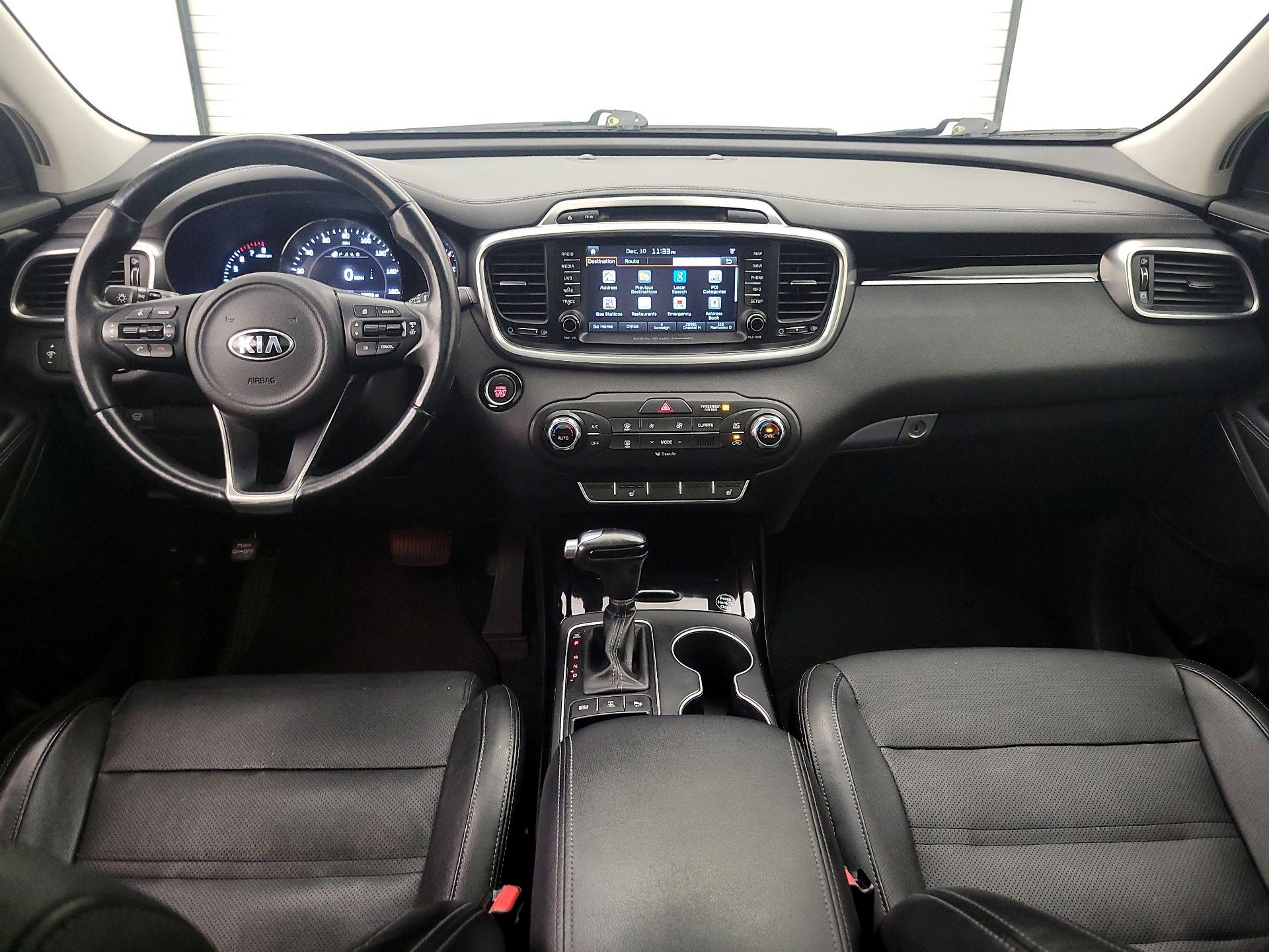 Thumbnail: 2016 Kia Sorento - 9