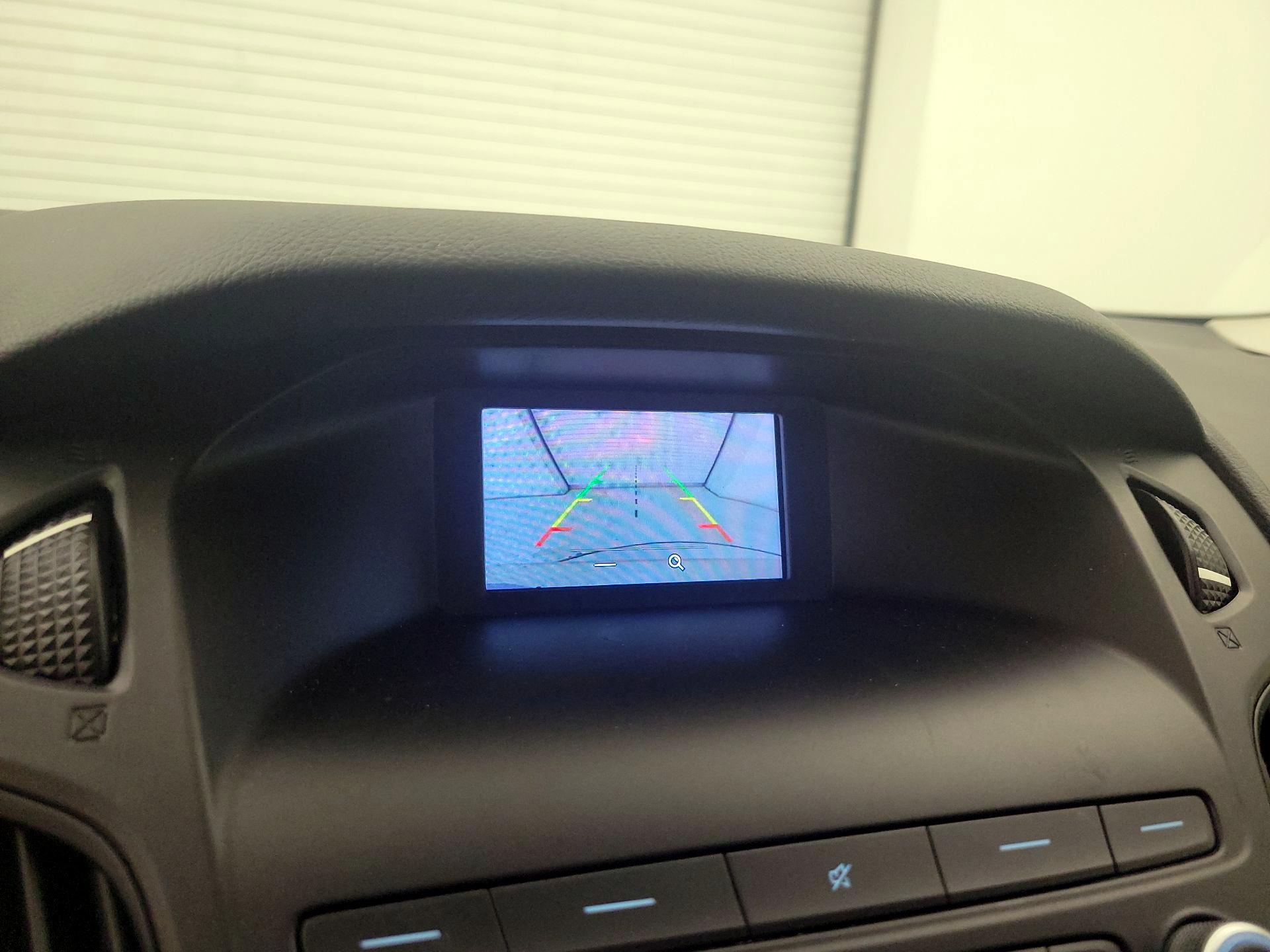 Thumbnail: 2018 Ford Focus - 14