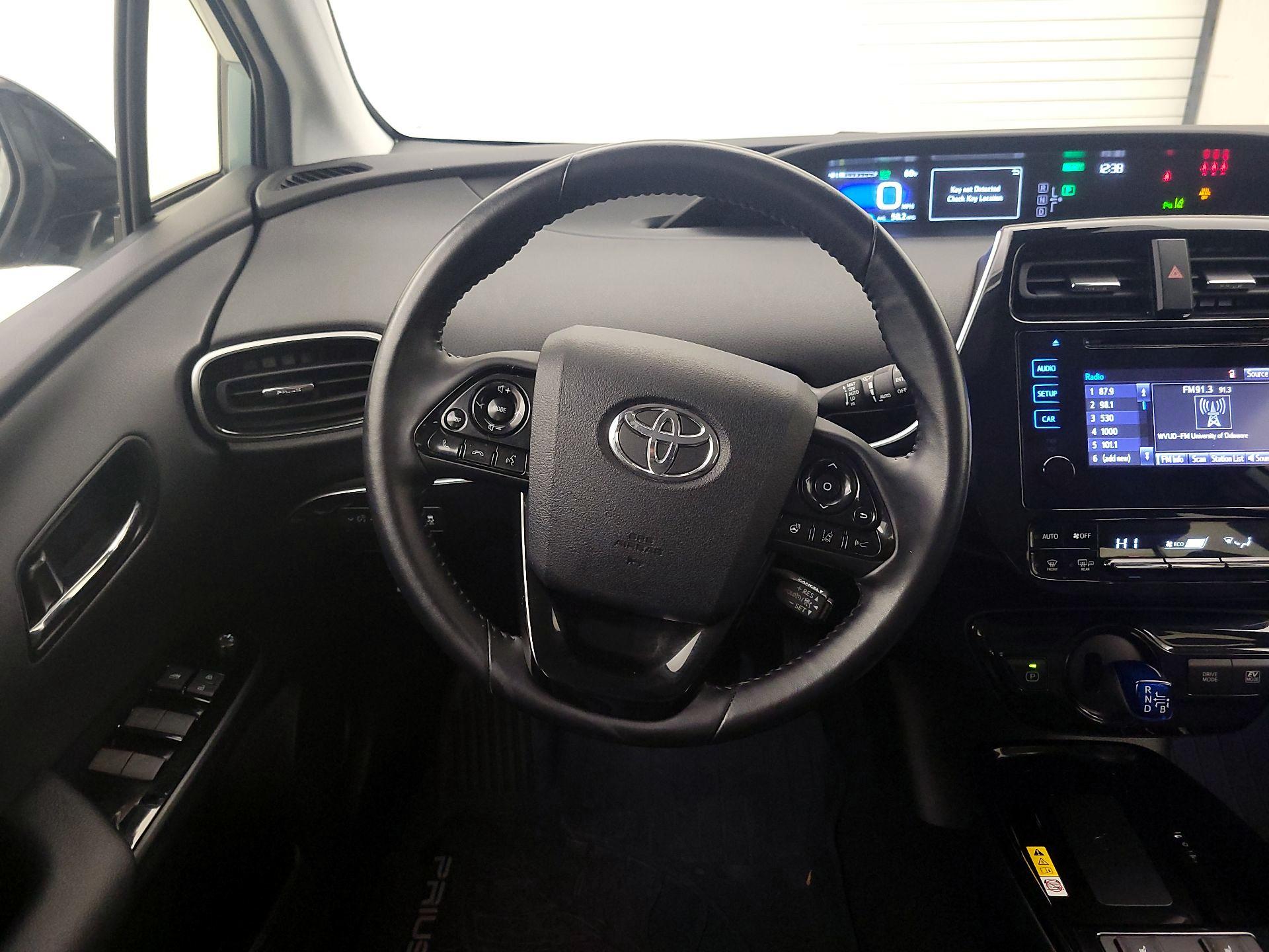 Thumbnail: 2019 Toyota Prius - 10